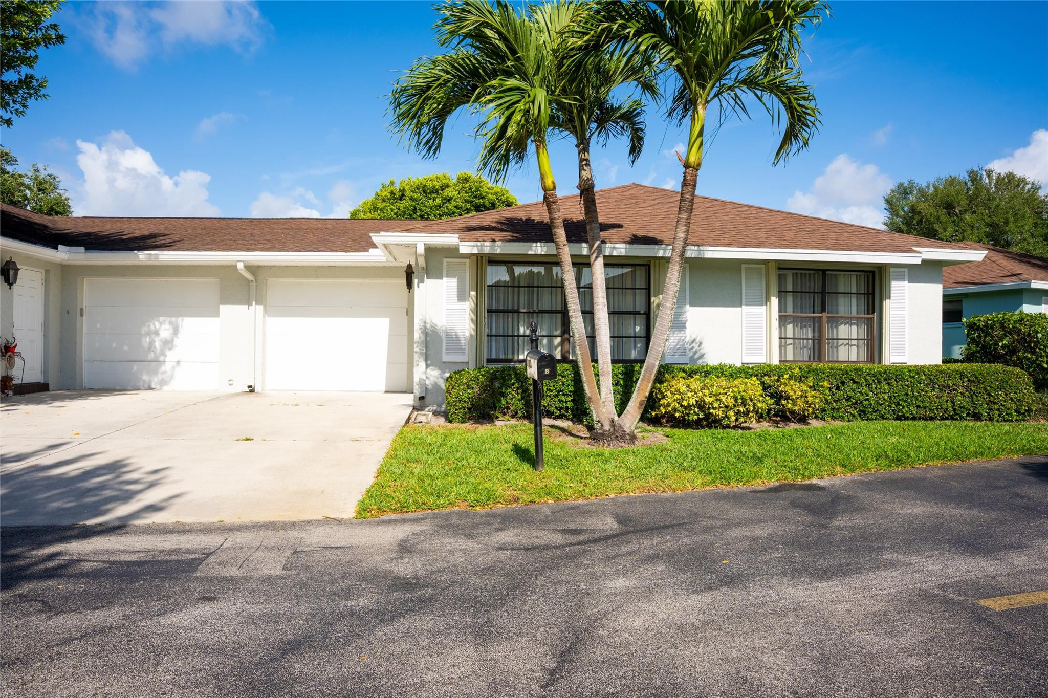 Foto de propiedad en 9870 Pecan Tree Drive B, Boynton Beach, FL 33436 Boynton Beach con MLS# 