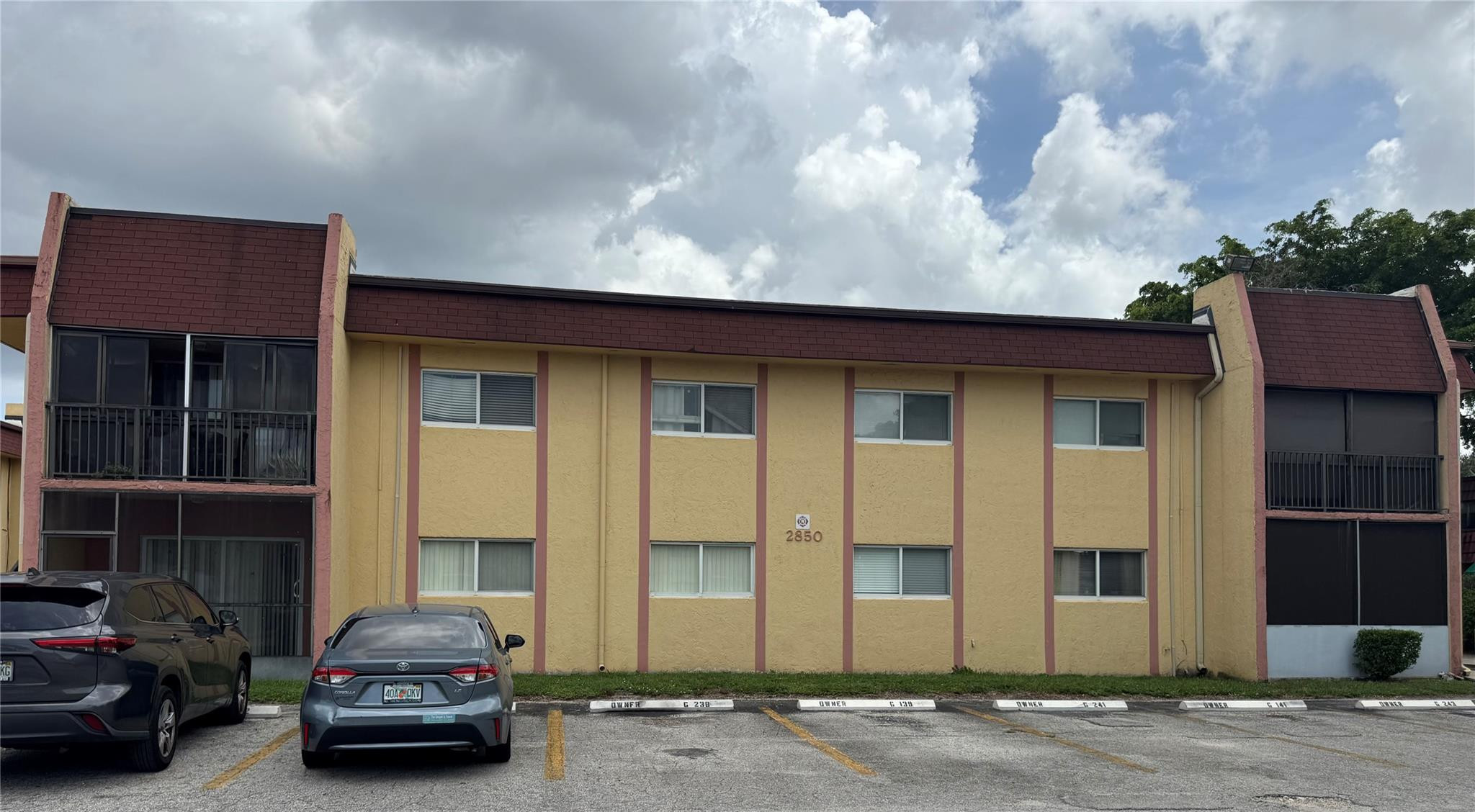 Foto de propiedad en 2850 NW 55th Avenue 2D, Lauderhill, FL 33313 Lauderhill con MLS# 