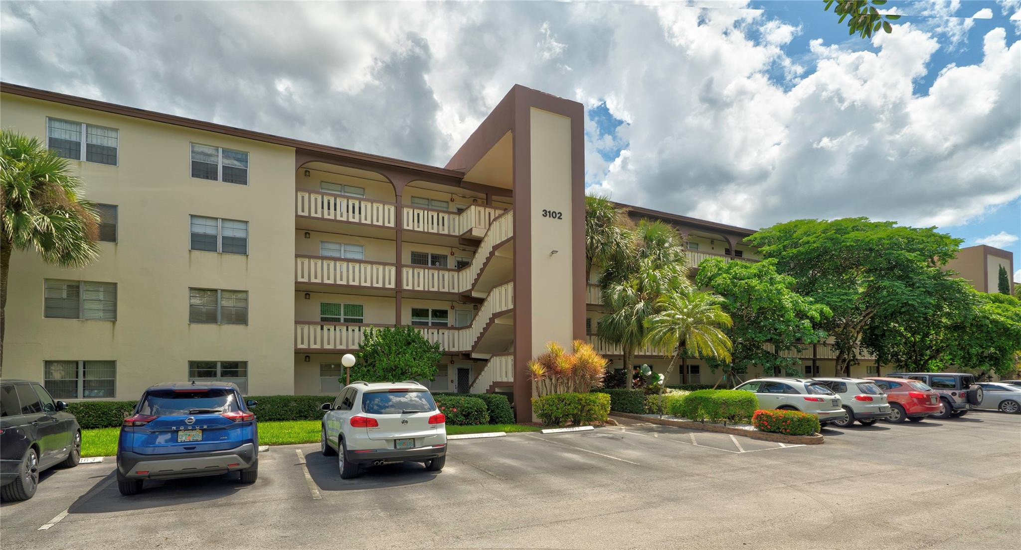 Foto de propiedad en 3102 Portofino Point K3, Coconut Creek, FL 33066 Coconut Creek con MLS# 