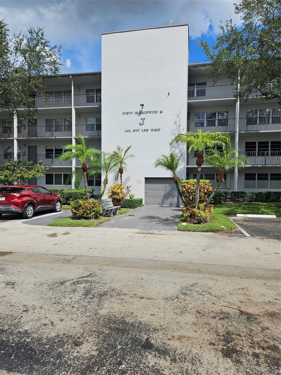 Foto de propiedad en 101 SW 132 Way 218, Pembroke Pines, FL 33027 Pembroke Pines con MLS# 