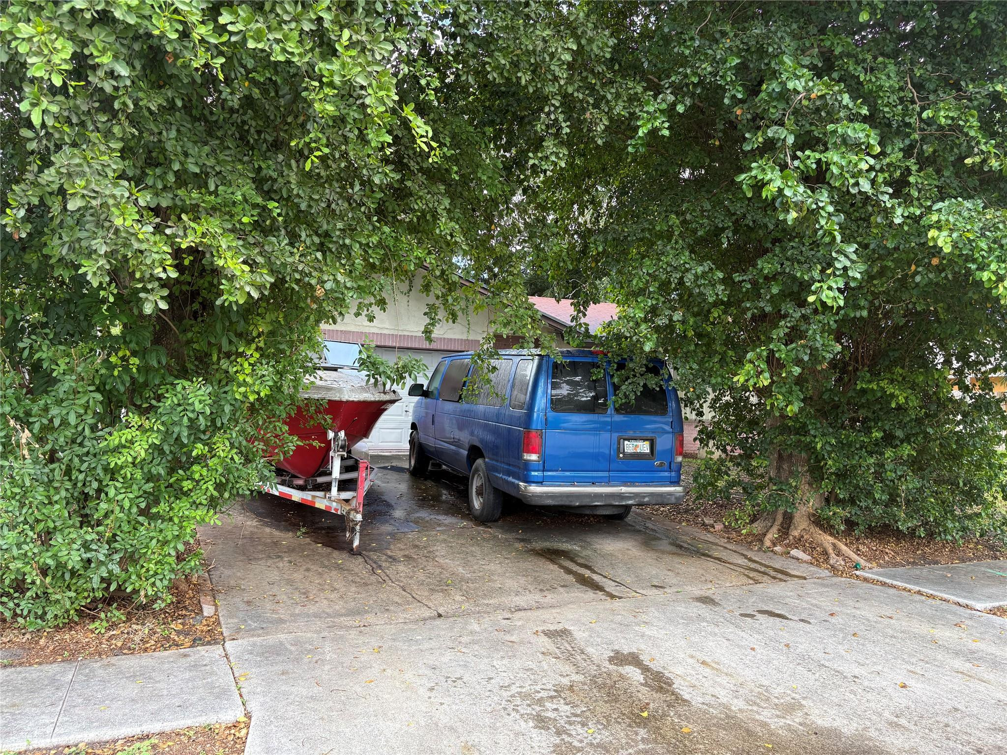 Foto de propiedad en 2109 Pinehurst Drive, West Palm Beach, FL 33407 West Palm Beach con MLS# 