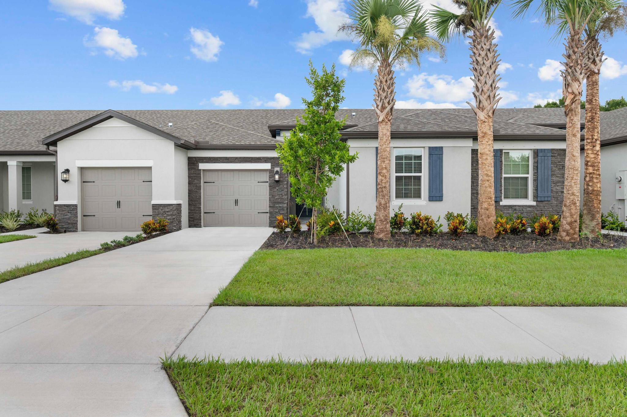 Foto de propiedad en 1805 Gaiety Way, Fort Pierce, FL 34947 Fort Pierce con MLS# 