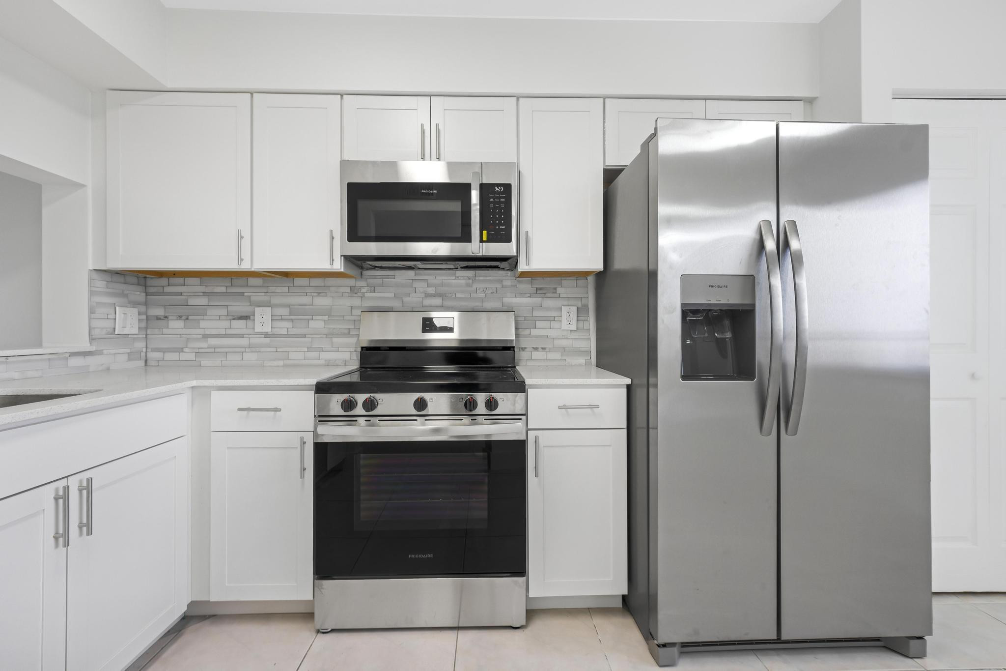 Foto de propiedad en 2200 S Cypress Bend Drive 805, Pompano Beach, FL 33069 Pompano Beach con MLS# 