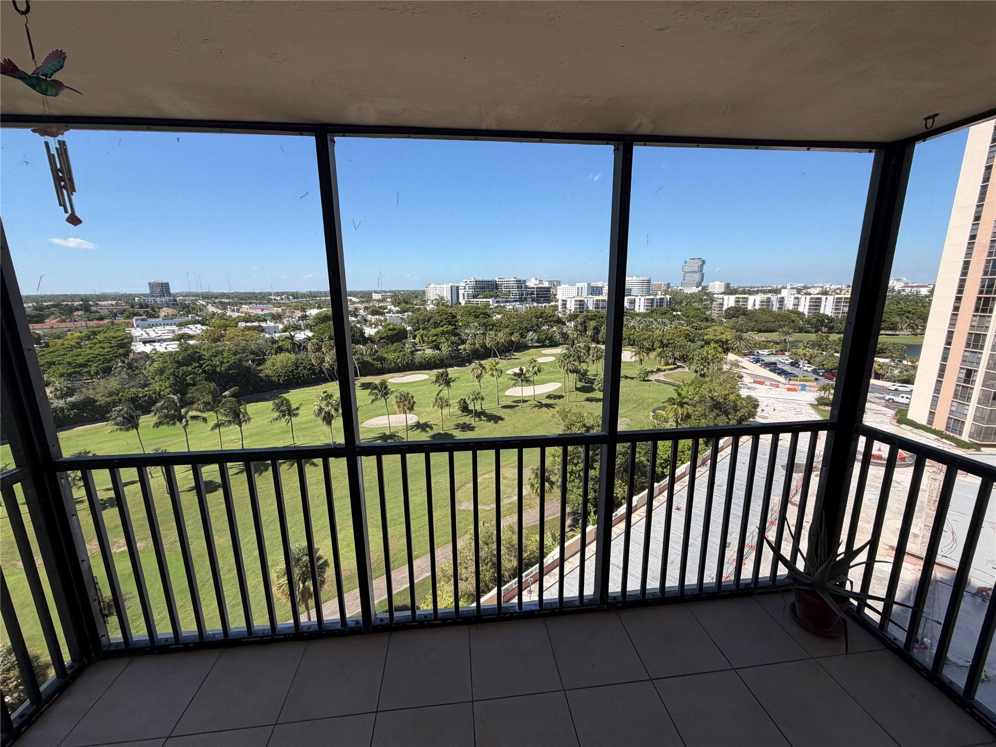 Foto de propiedad en 20335 W Country Club Drive 1101, Aventura, FL 33180 Aventura con MLS# 