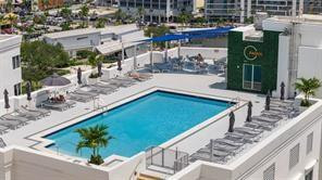 Alquilada 1830 Radius Drive 220, Hollywood, FL 33020, Hollywood, FL 33020