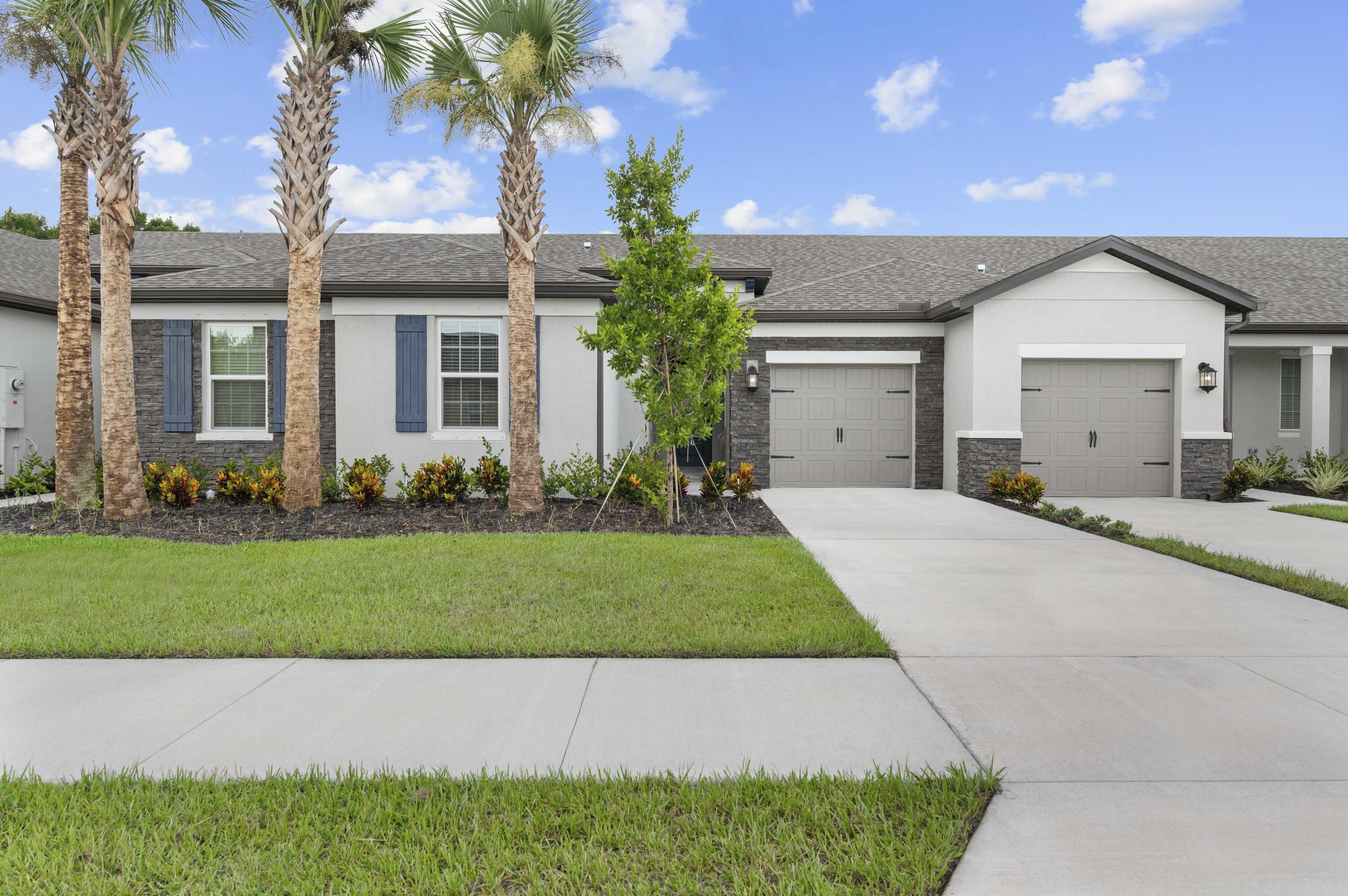 Foto de propiedad en 1707 Merriment Way, Fort Pierce, FL 34947 Fort Pierce con MLS# 