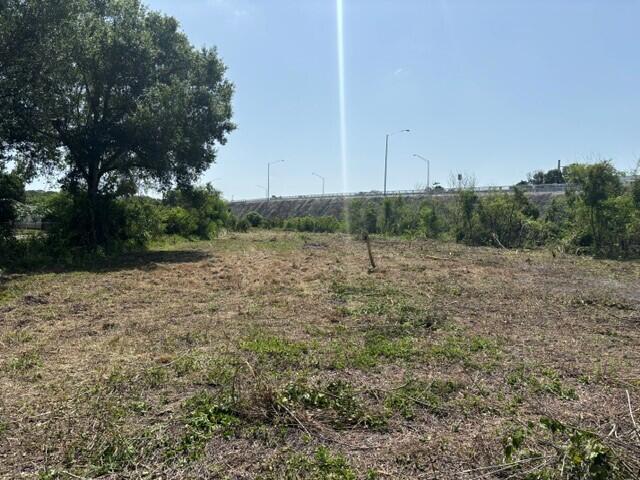 Foto de propiedad en NE 2nd Street, Okeechobee, FL 34972 Okeechobee con MLS# 