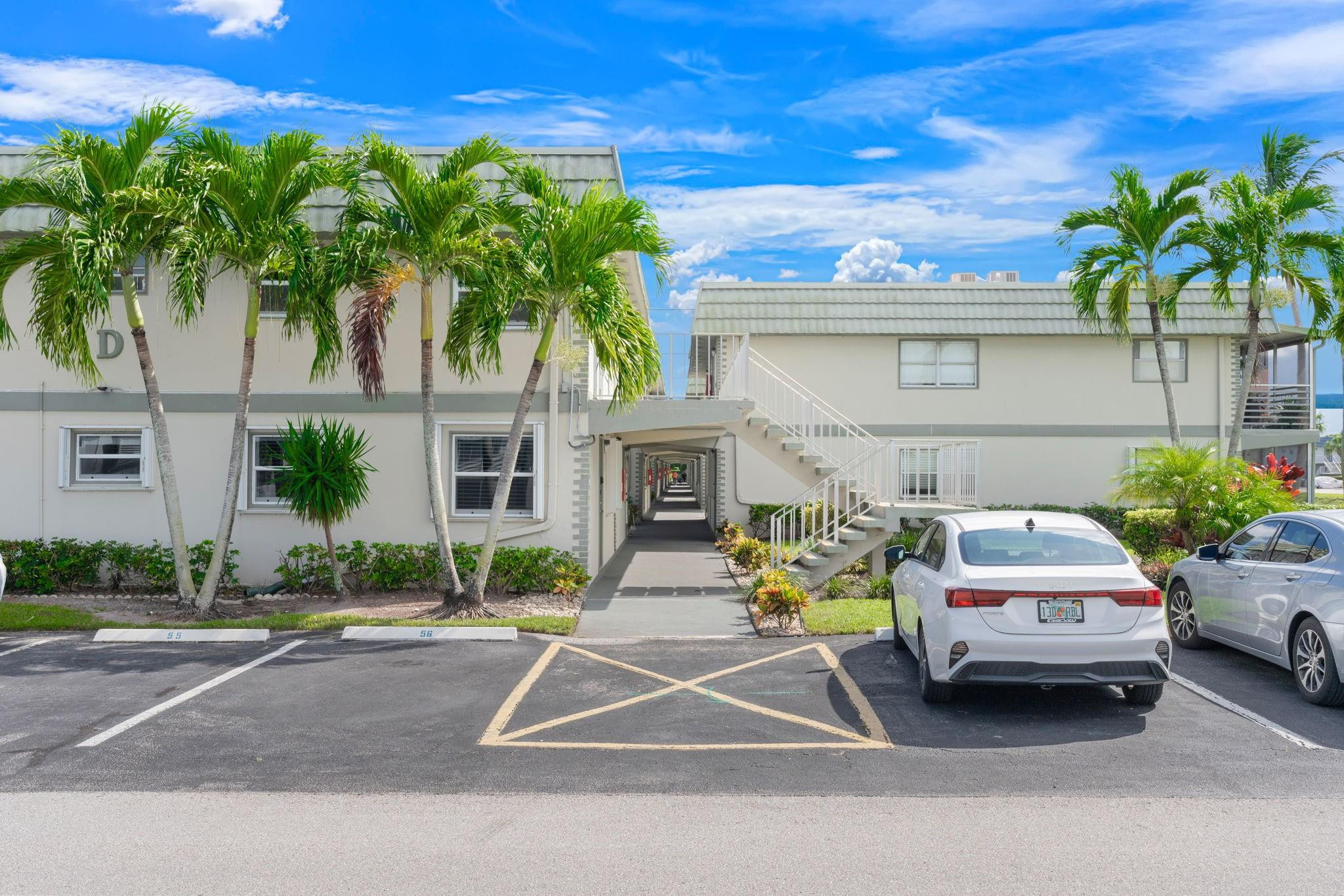 Foto de propiedad en 189 Brittany D 189, Delray Beach, FL 33446 Delray Beach con MLS# 