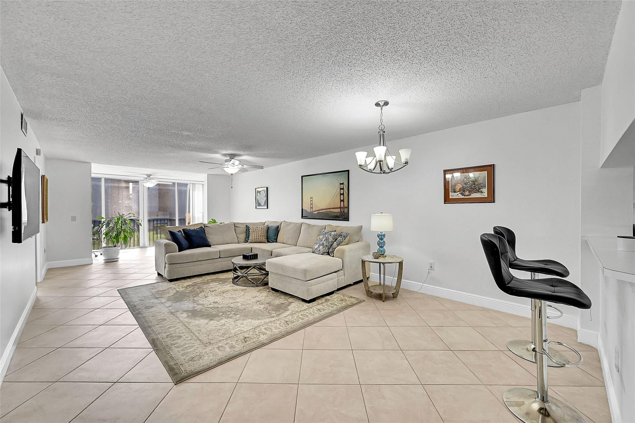 Foto de propiedad en 10133 NW 24th Place 205, Sunrise, FL 33322 Sunrise con MLS# 