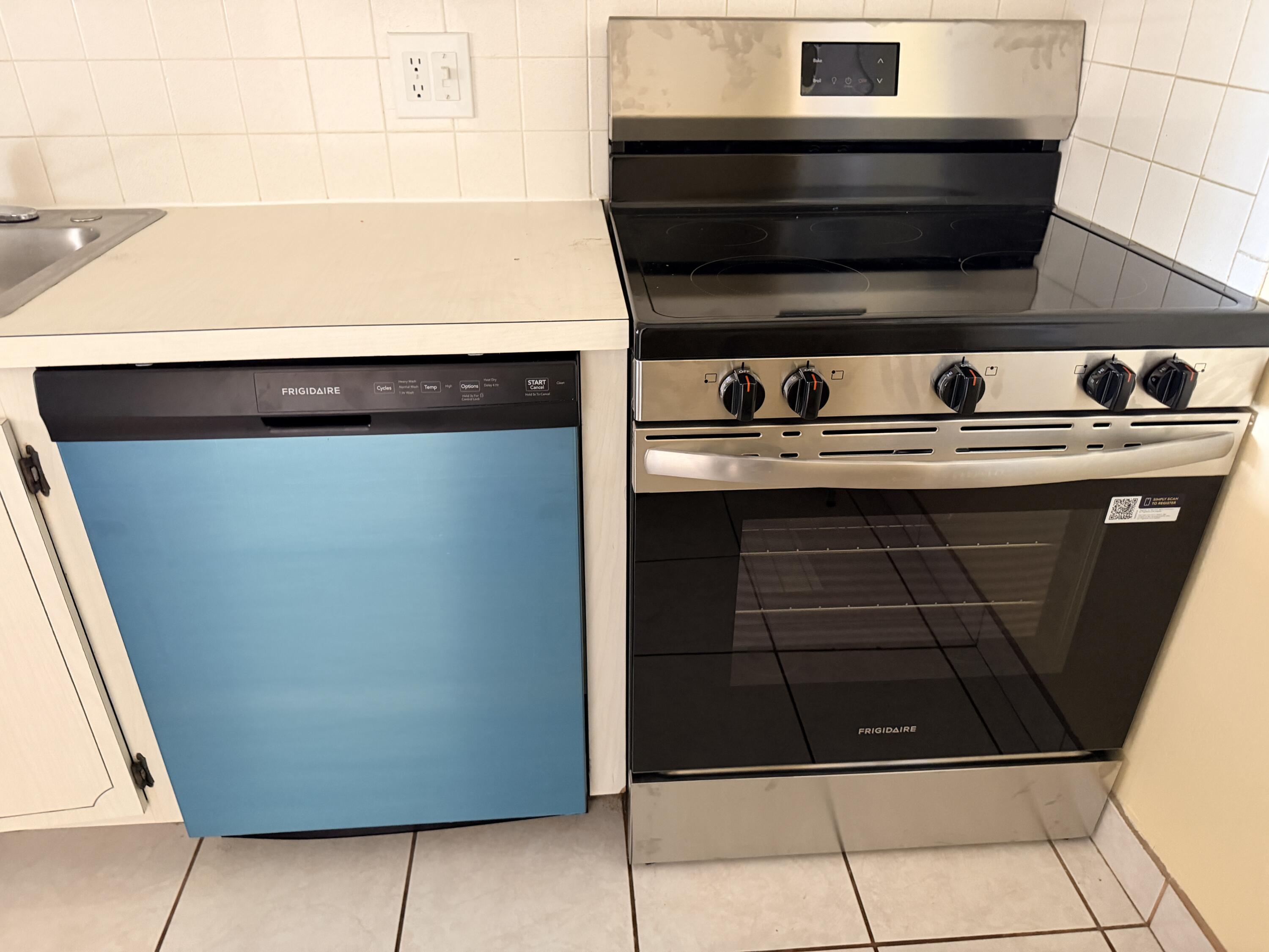 Foto de propiedad en 1025 Country Club Drive 301, Margate, FL 33063 Margate con MLS# 