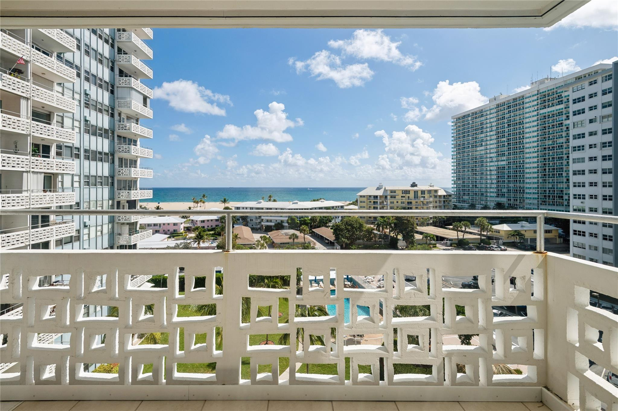 Foto de propiedad en 1900 S Ocean Drive 810, Fort Lauderdale, FL 33316 Fort Lauderdale con MLS# 