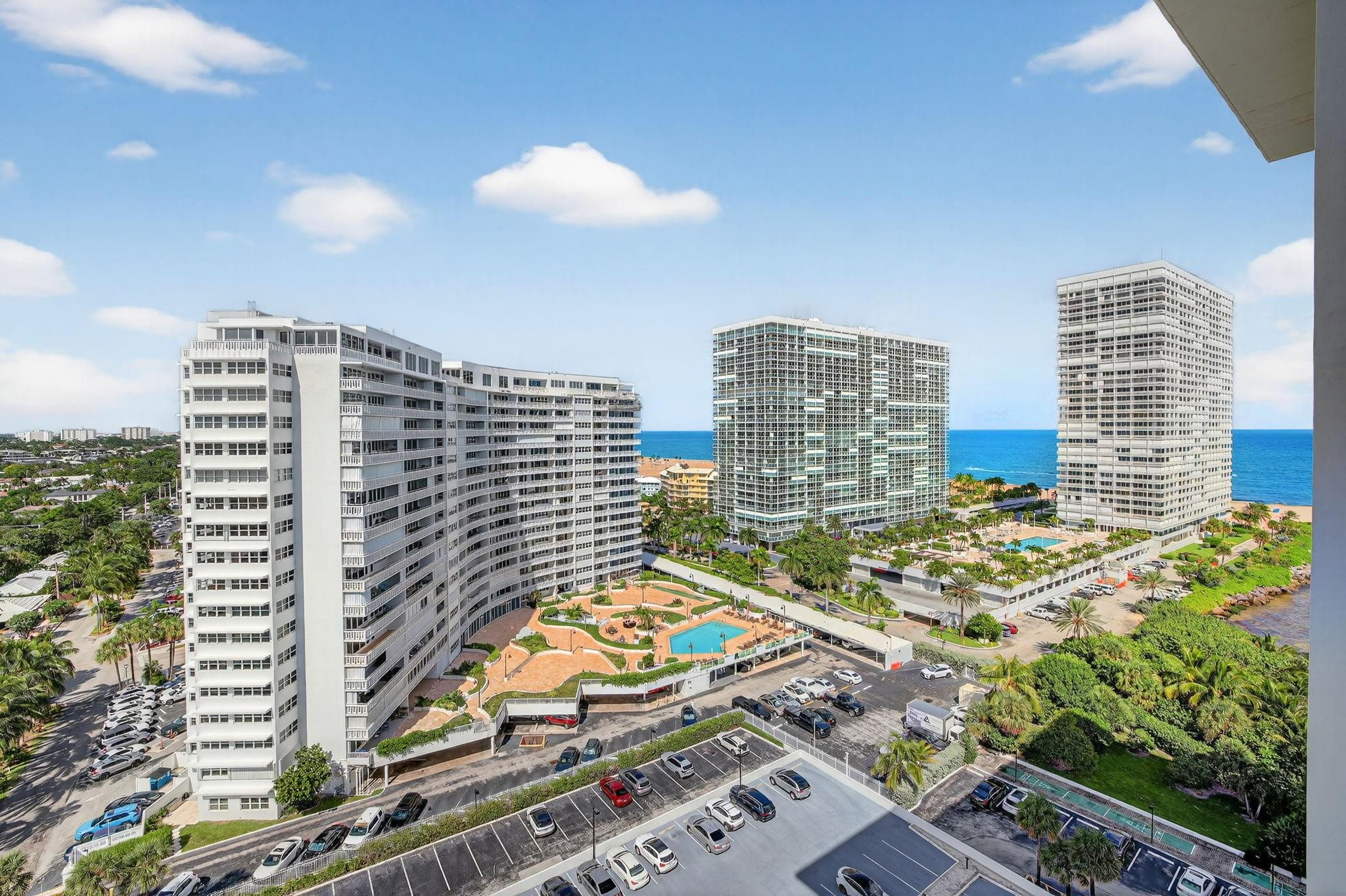 Foto de propiedad en 2100 S Ocean Drive 15E, Fort Lauderdale, FL 33316 Fort Lauderdale con MLS# 