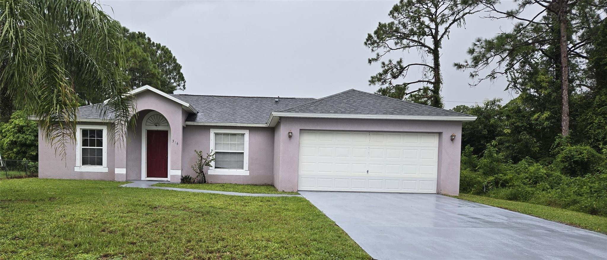Foto de propiedad en 316 Trembley Avenue, Palm Bay, FL 32908 Palm Bay con MLS# 