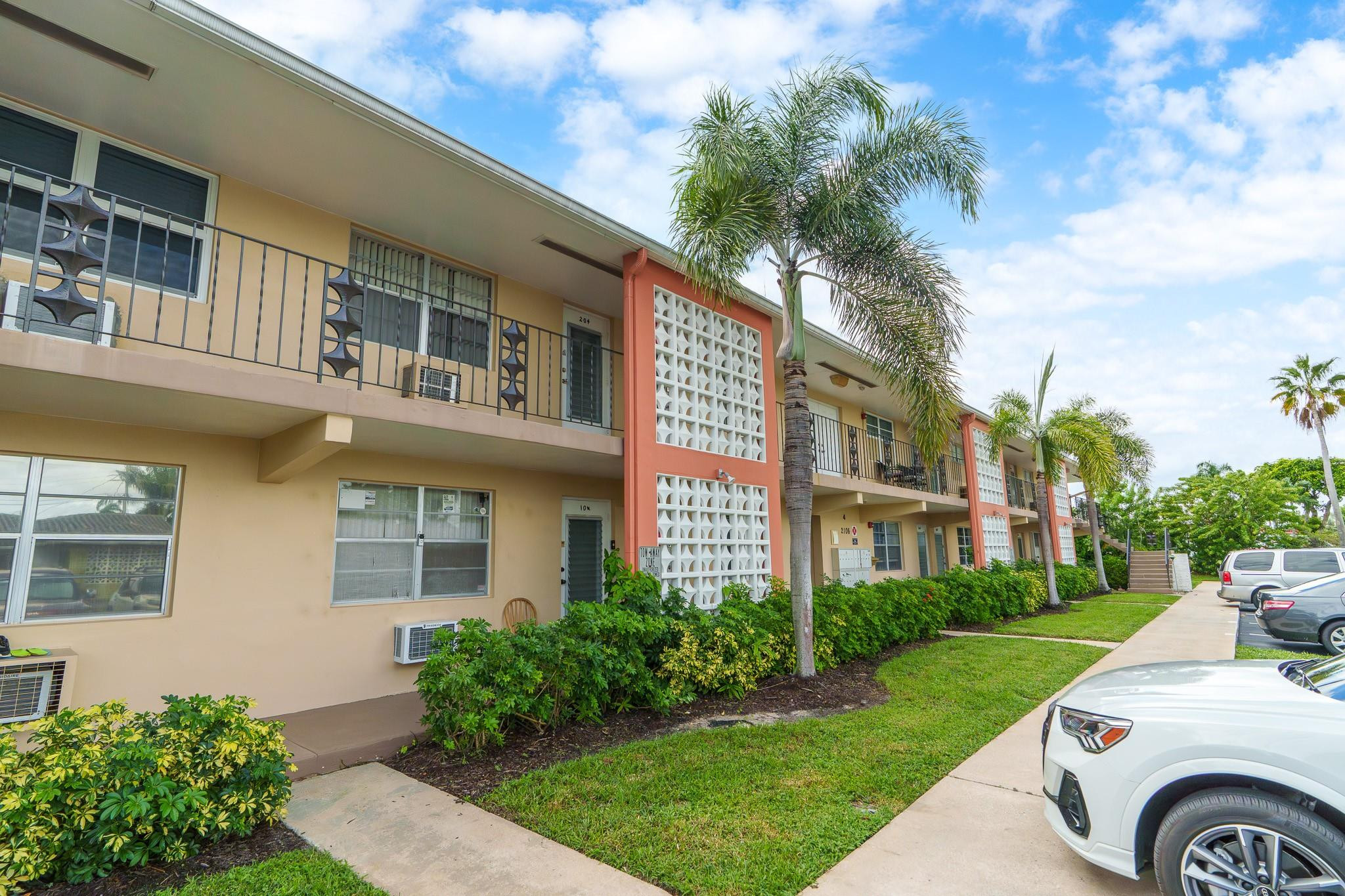 Foto de propiedad en 2106 NE 56th Court 204, Fort Lauderdale, FL 33308 Fort Lauderdale con MLS# 