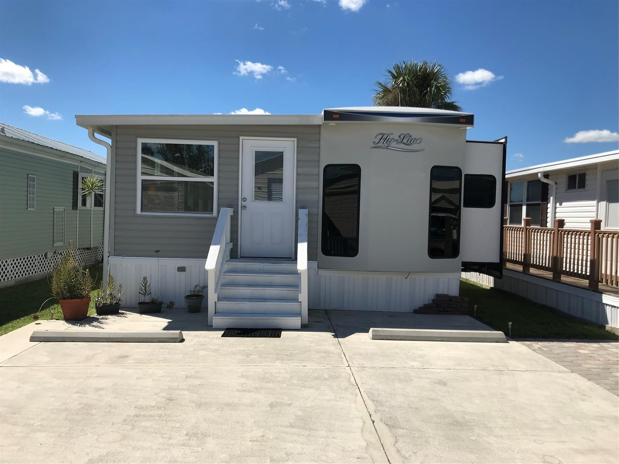 Foto de propiedad en 52 Turtle Road, Okeechobee, FL 34974 Okeechobee con MLS# 