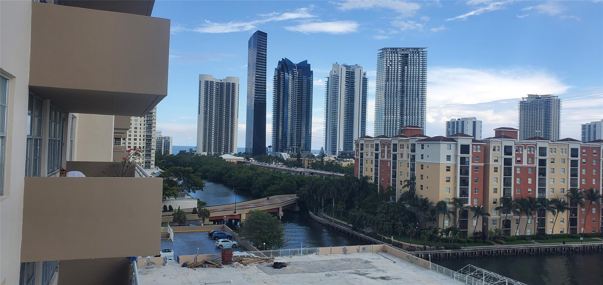 Foto de propiedad en 250 174th Street 819, Sunny Isles Beach, FL 33160 Sunny Isles Beach con MLS# 