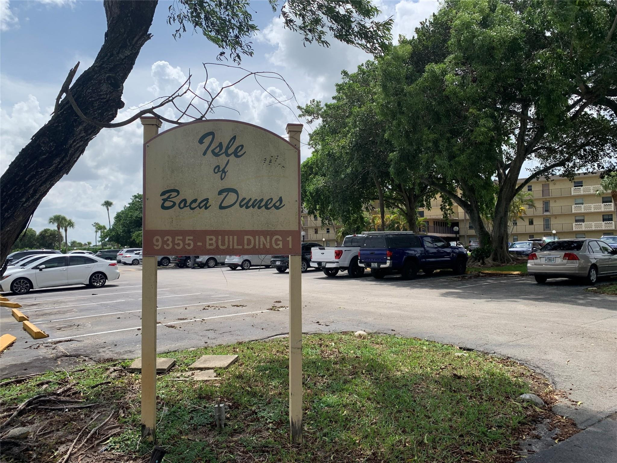 Foto de propiedad en 9355 SW 8th Street 321, Boca Raton, FL 33428 Boca Raton con MLS# 