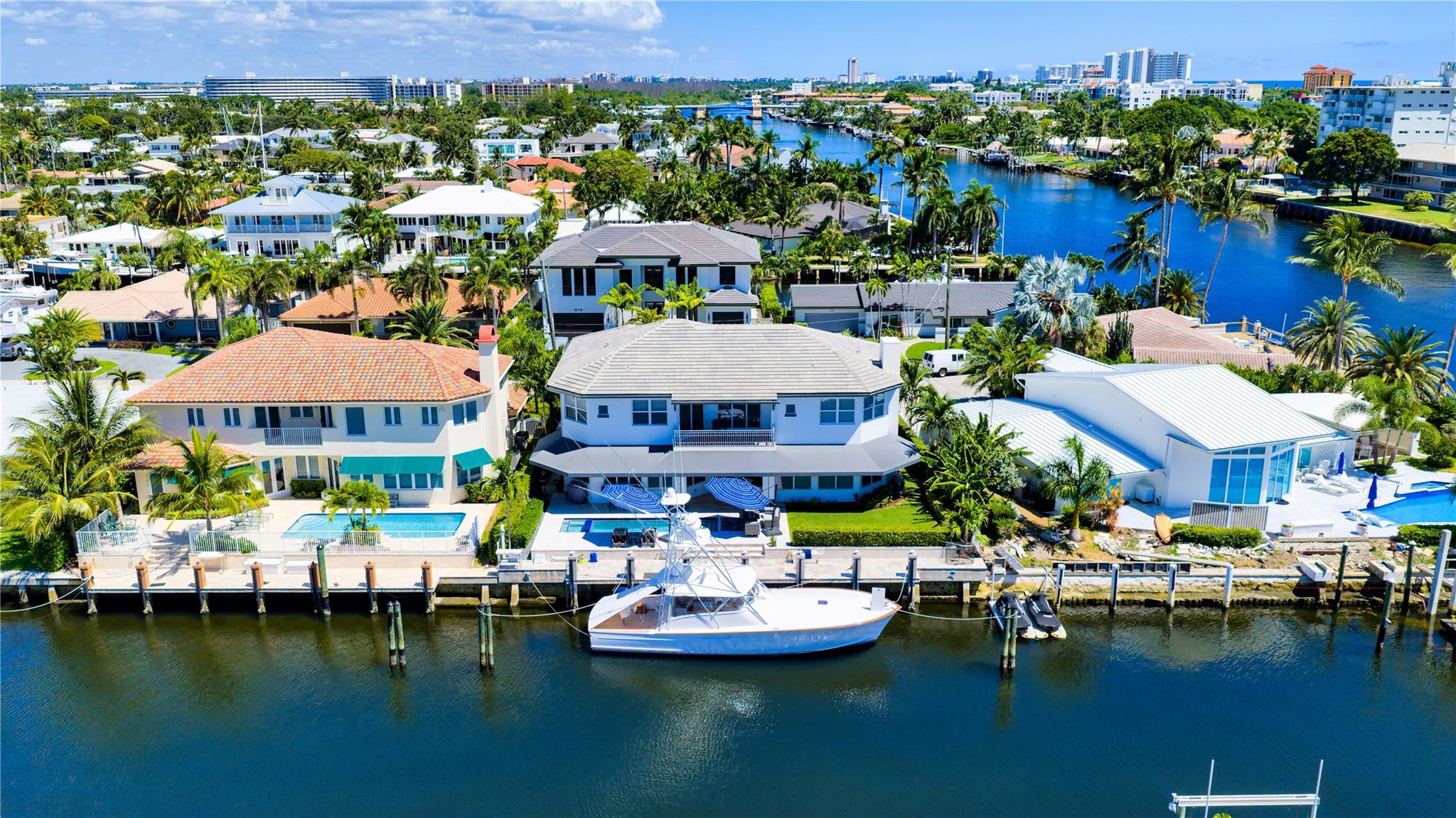Foto de propiedad en 1580 SE 8th Street, Deerfield Beach, FL 33441 Deerfield Beach con MLS# 
