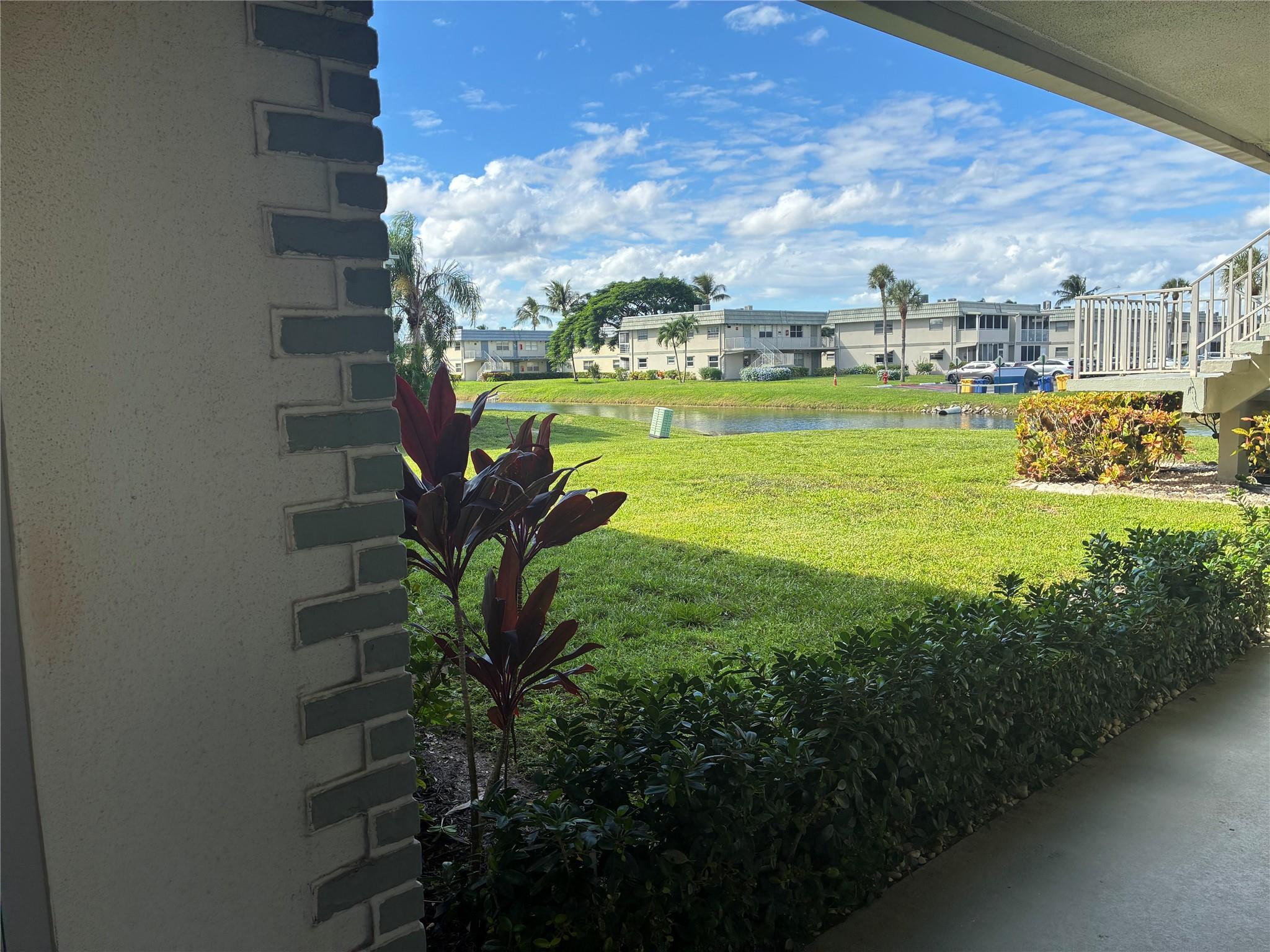Foto de propiedad en 214 Monaco Drive 214, Delray Beach, FL 33446 Delray Beach con MLS# 