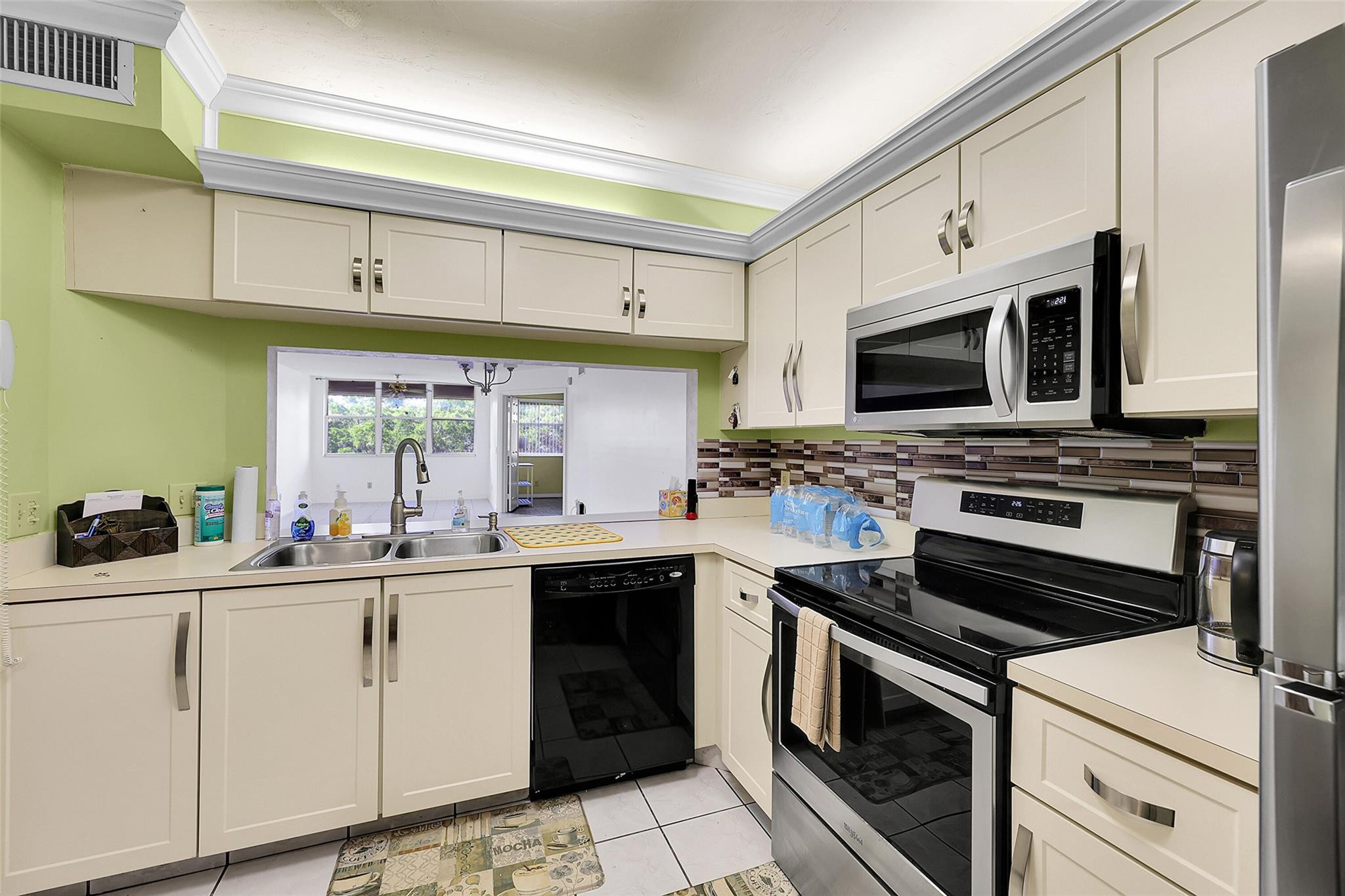 Foto de propiedad en 10369 NW 24th Place 402, Sunrise, FL 33322 Sunrise con MLS# 