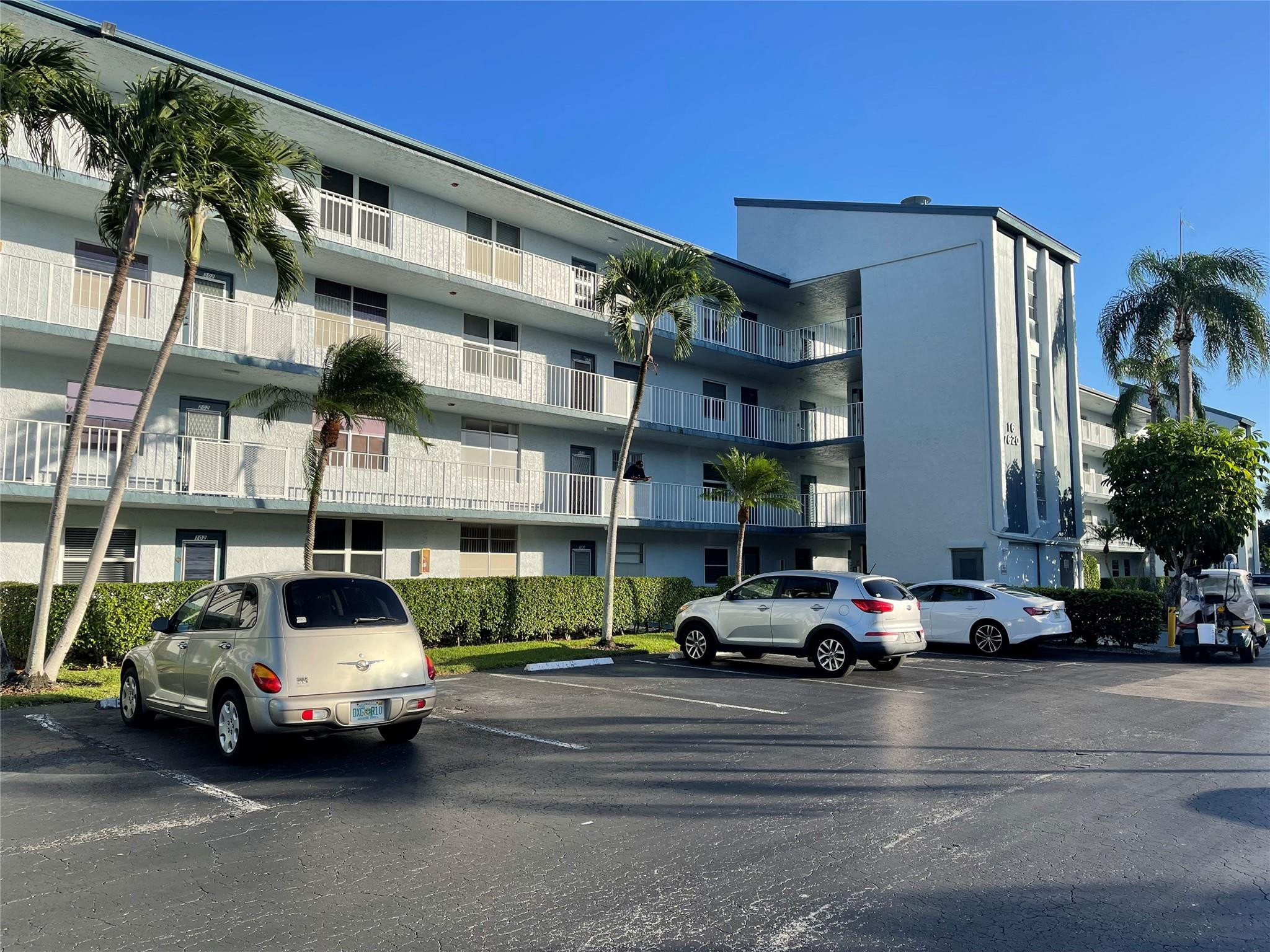 Alquilada 7620 NW 18th Street 203, Margate, FL 33063, Margate, FL 33063