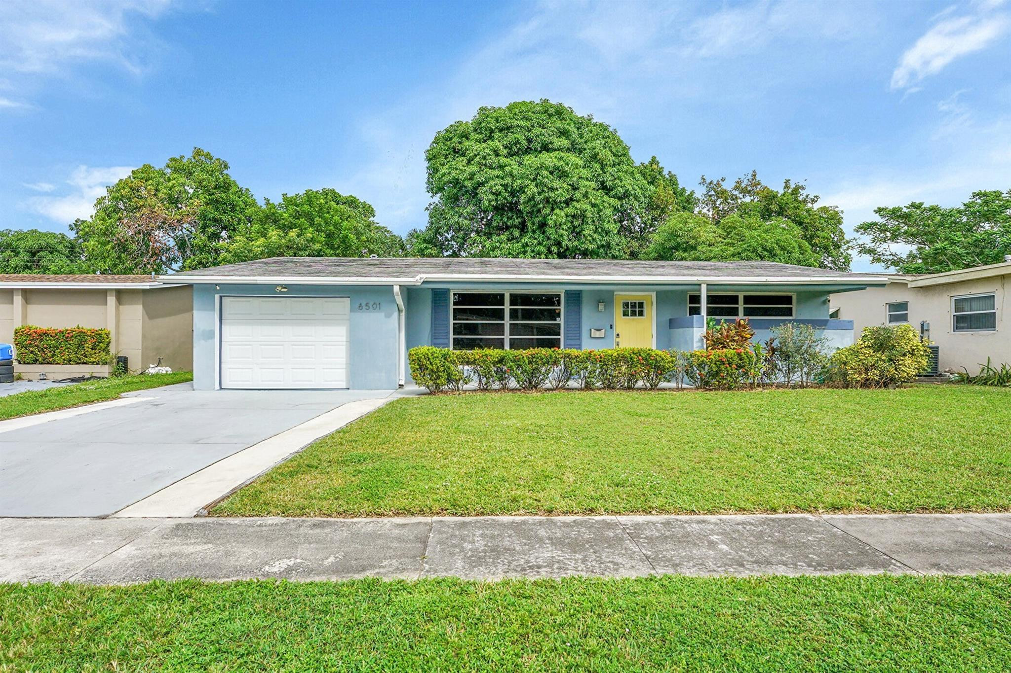 Foto de propiedad en 6501 NW 24th Court, Sunrise, FL 33313 Sunrise con MLS# 