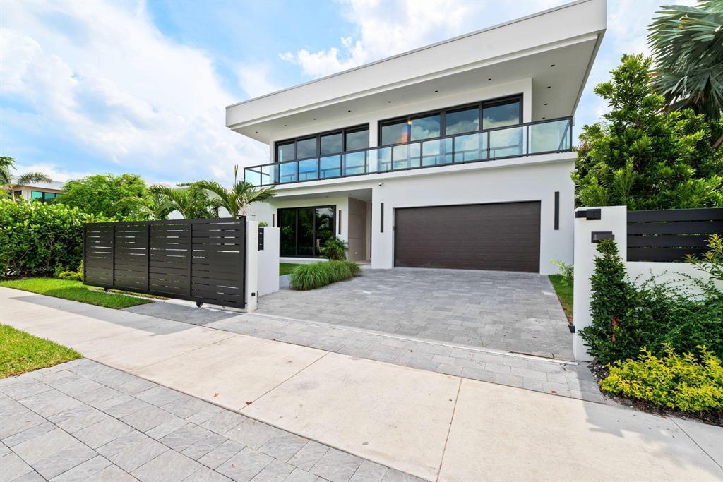 Foto de propiedad en 607 NE 17th Avenue, Fort Lauderdale, FL 33304 Fort Lauderdale con MLS# 