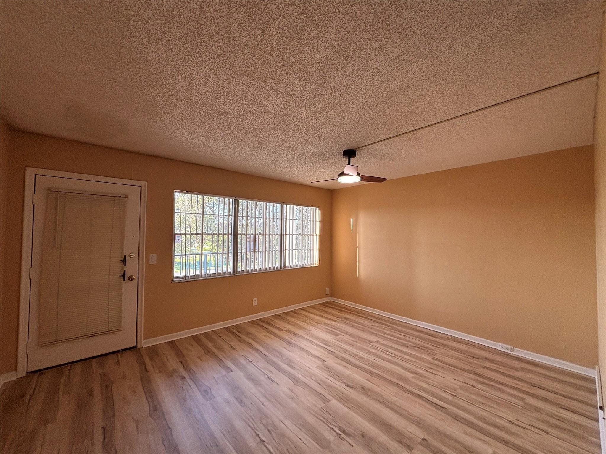 Alquilada 1401 SW 135th Terrace, Pembroke Pines, FL 33027, Pembroke Pines, FL 33027