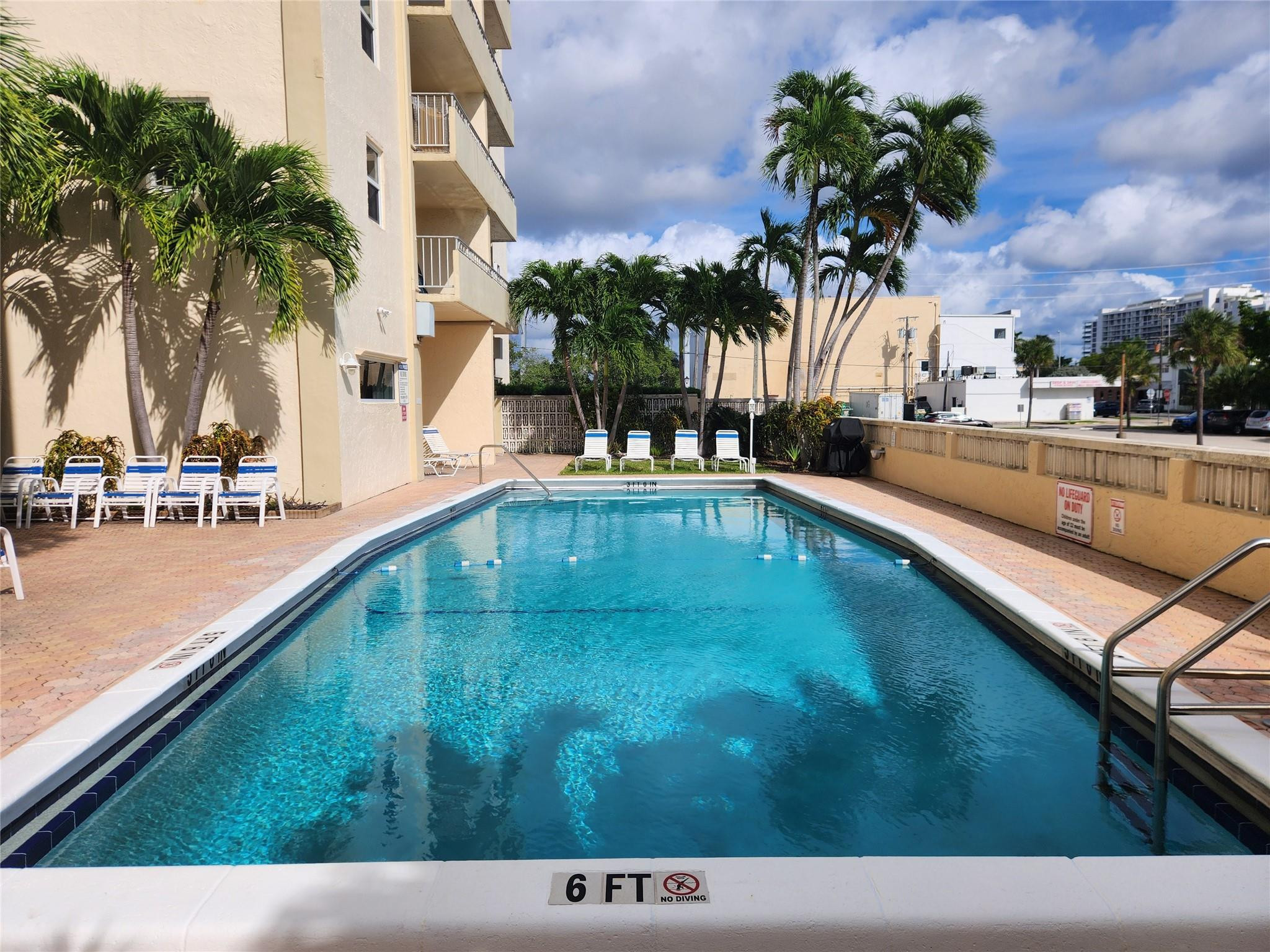 Foto de propiedad en 900 NE 18th Avenue 602, Fort Lauderdale, FL 33304 Fort Lauderdale con MLS# 