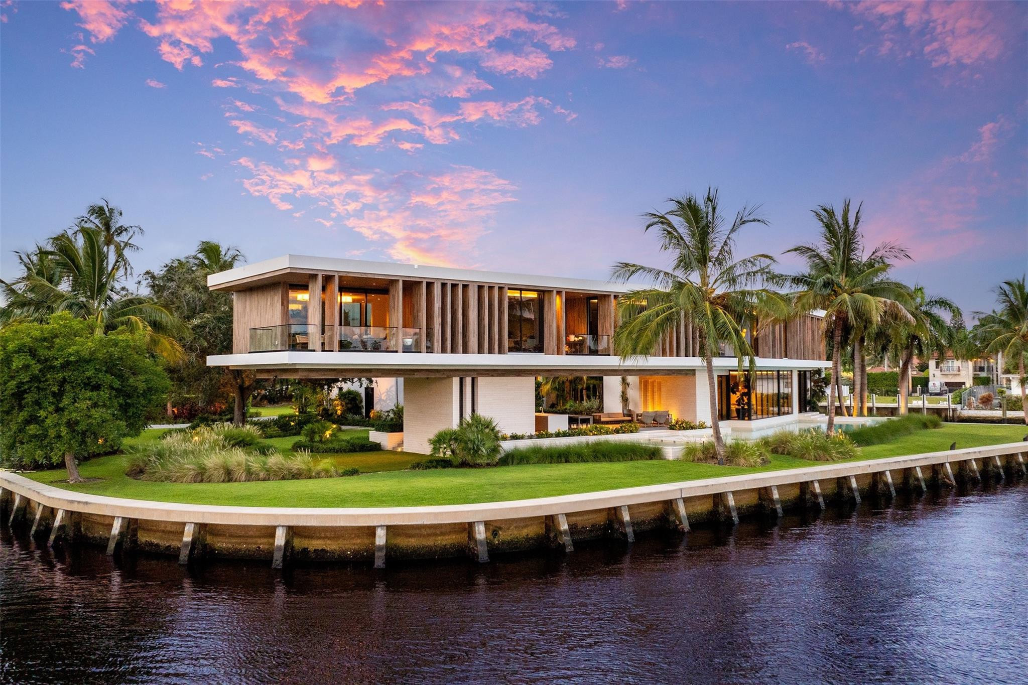 Foto de propiedad en 516 Mola Avenue, Fort Lauderdale, FL 33301 Fort Lauderdale con MLS# 