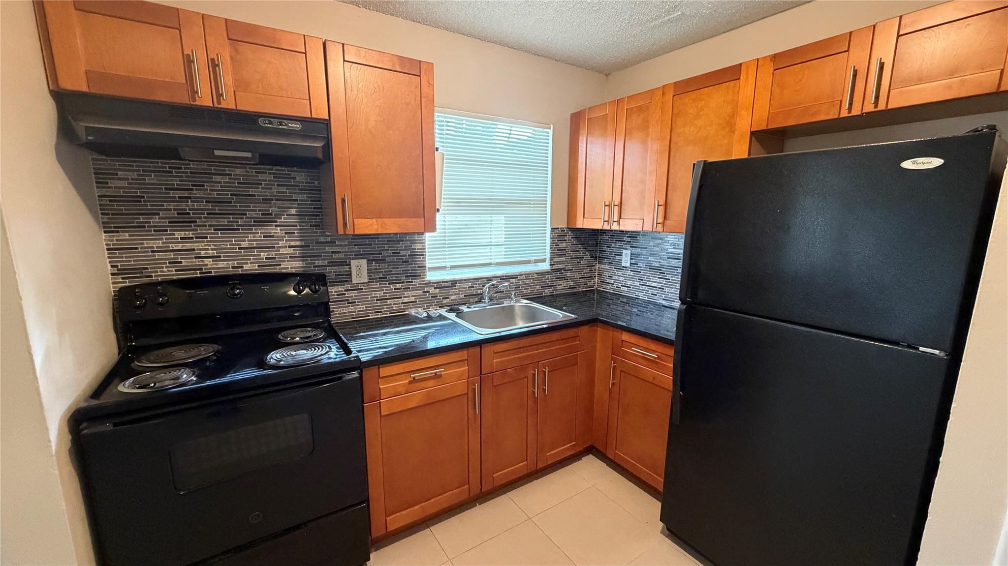 Alquilada 5180 NE 6th Avenue 602, Oakland Park, FL 33334, Oakland Park, FL 33334