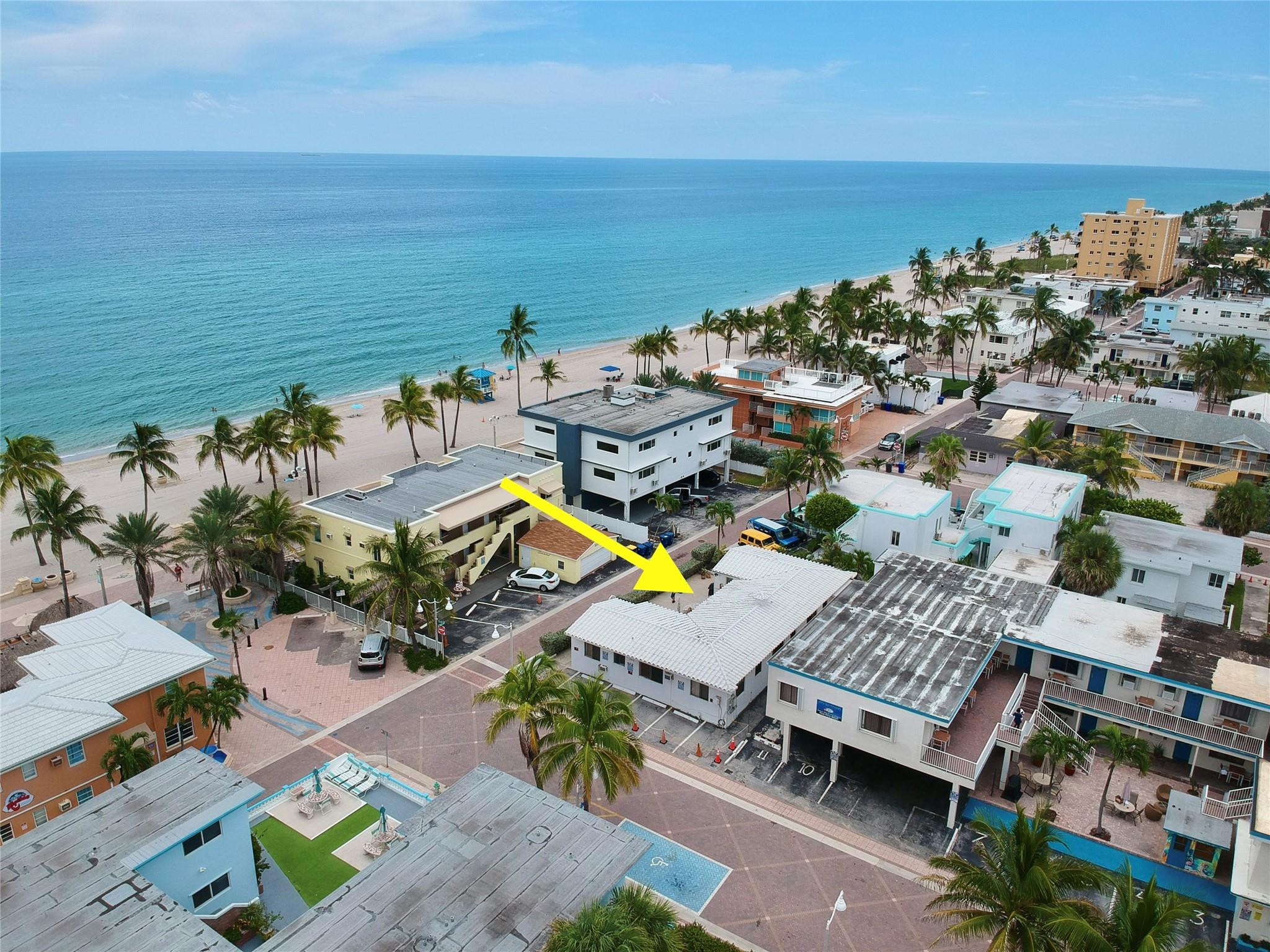 En Venta 2212 N Surf Road, Hollywood, FL 33019, Hollywood, FL 33019