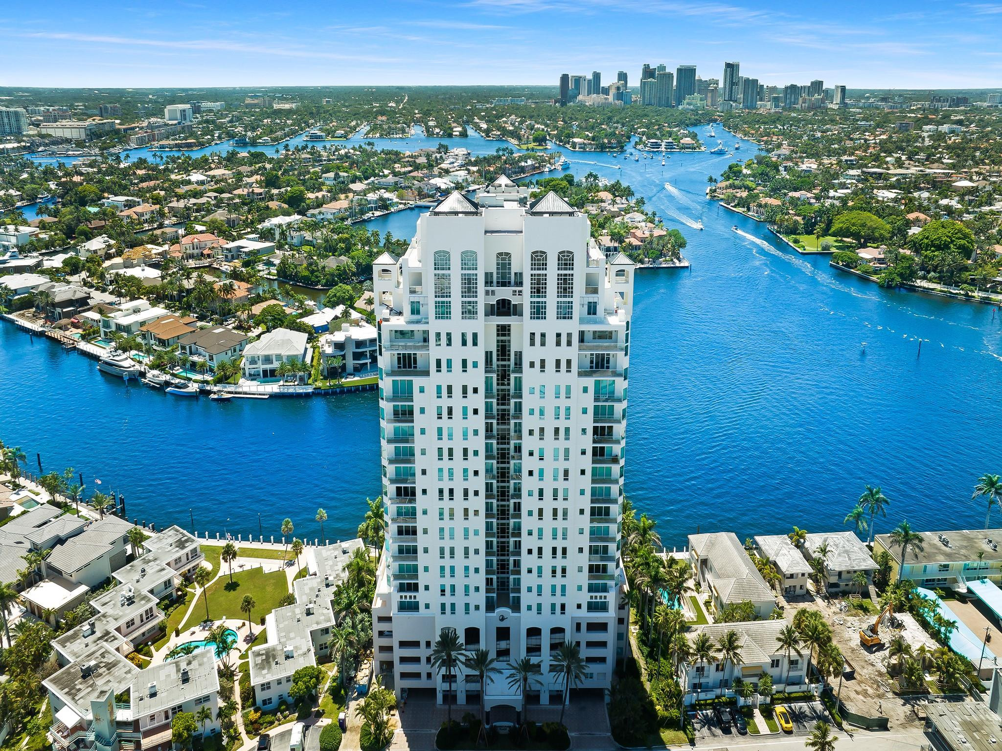Foto de propiedad en 3055 Harbor Drive 1402, Fort Lauderdale, FL 33316 Fort Lauderdale con MLS# 