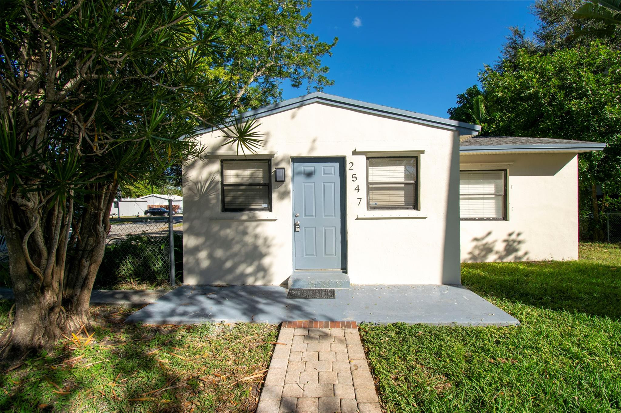 En Renta 2547 Roosevelt Street, Hollywood, FL 33020, Hollywood, FL 33020
