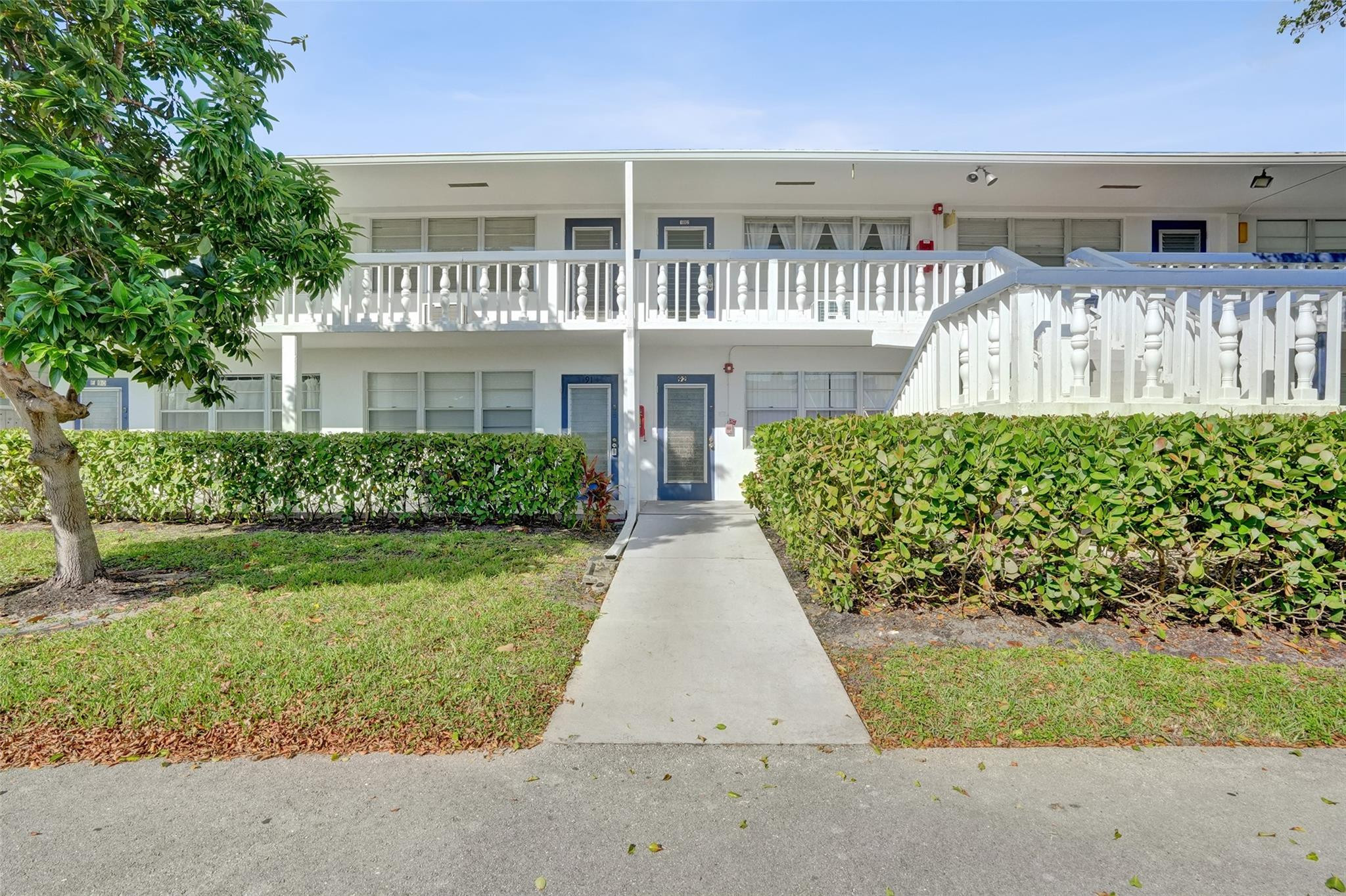 Foto de propiedad en 91 Tilford E, Deerfield Beach, FL 33442 Deerfield Beach con MLS# 