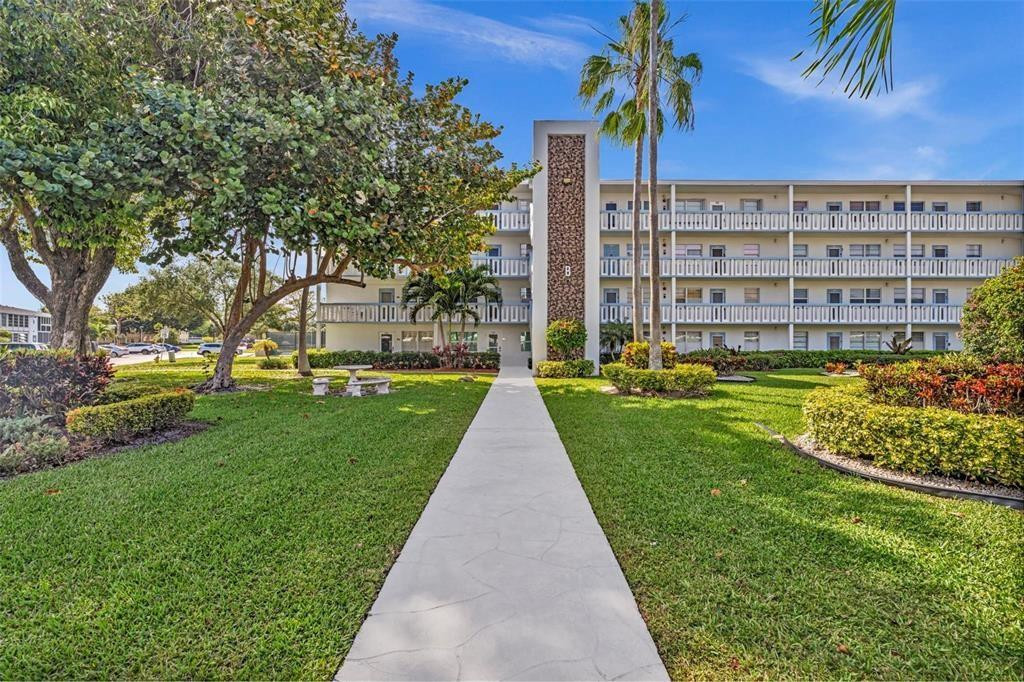 Foto de propiedad en 3021 Swansea B 3021, Deerfield Beach, FL 33442 Deerfield Beach con MLS# 