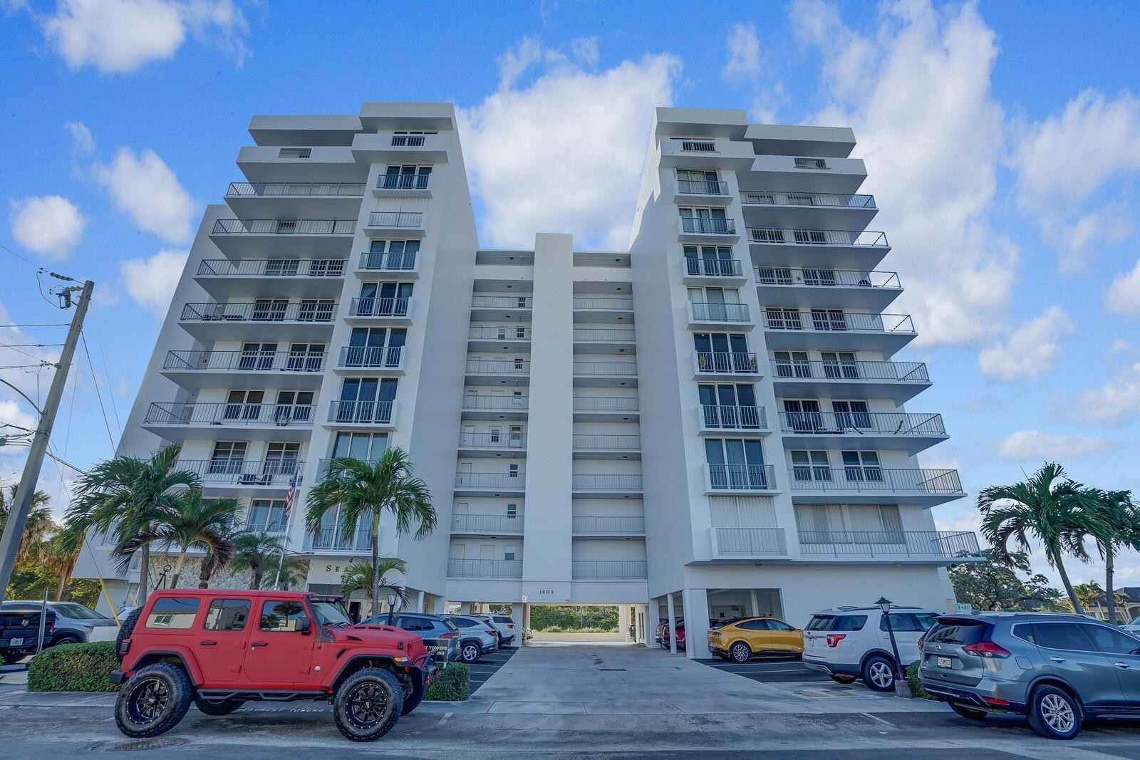 Foto de propiedad en 1609 N Riverside Drive 304, Pompano Beach, FL 33062 Pompano Beach con MLS# 