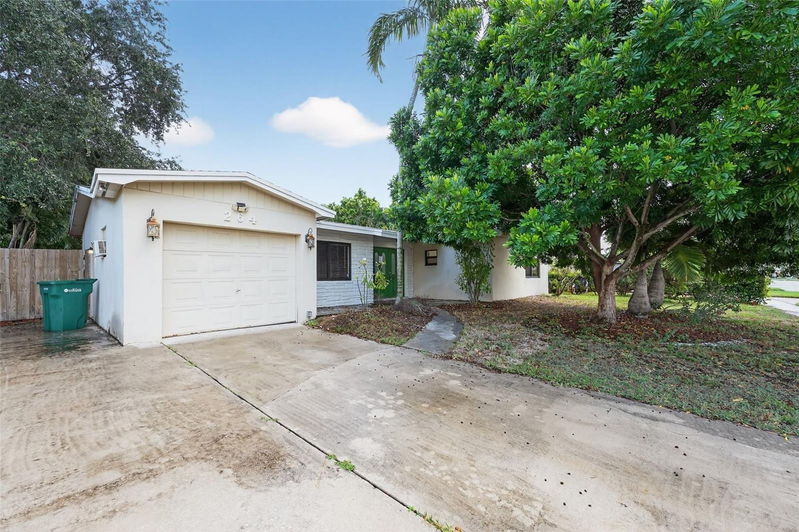 Foto de propiedad en 264 NW 79th Avenue, Margate, FL 33063 Margate con MLS# 