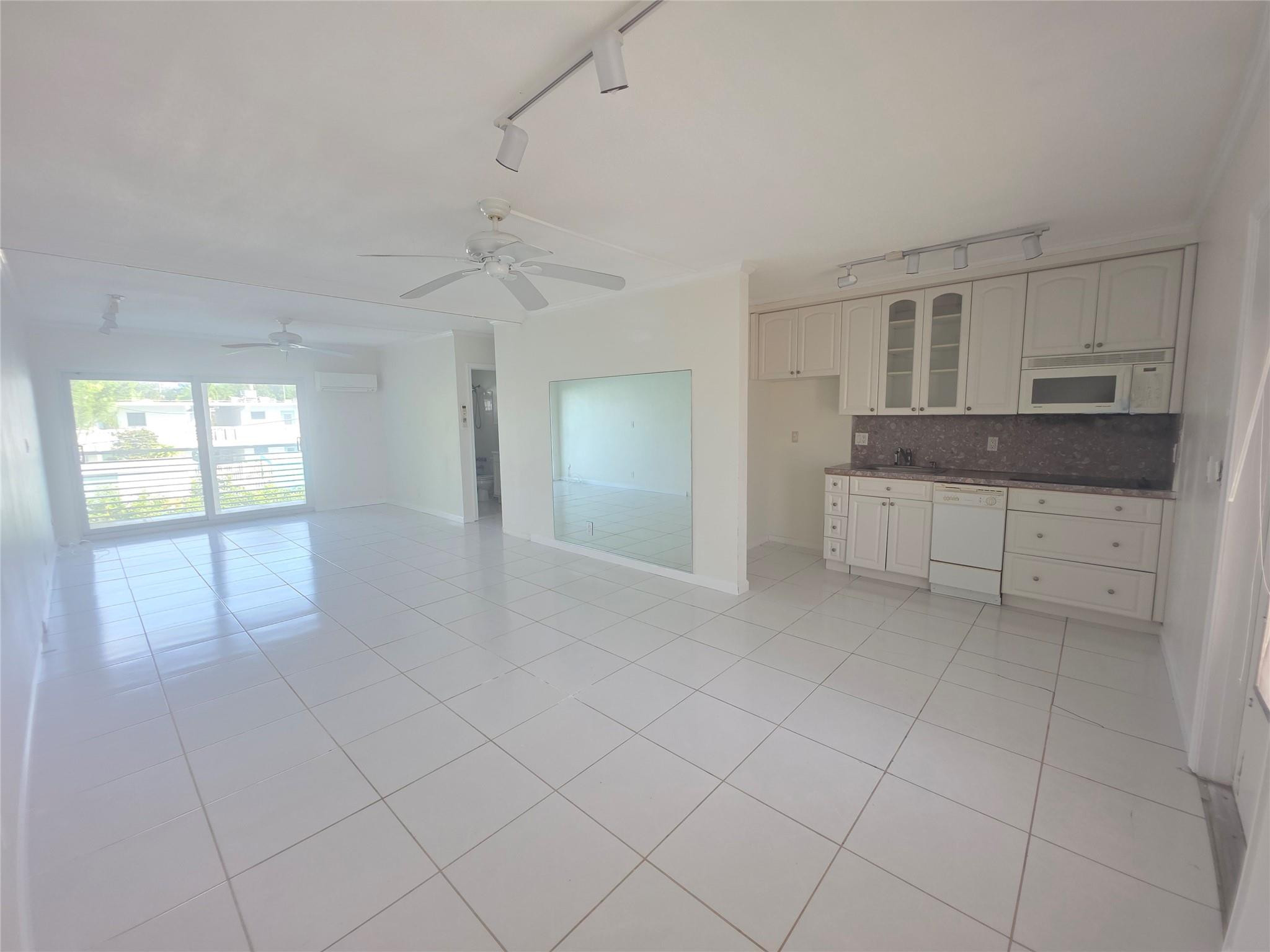 Foto de propiedad en 2131 NE 42nd Court 209e, Lighthouse Point, FL 33064 Lighthouse Point con MLS# 
