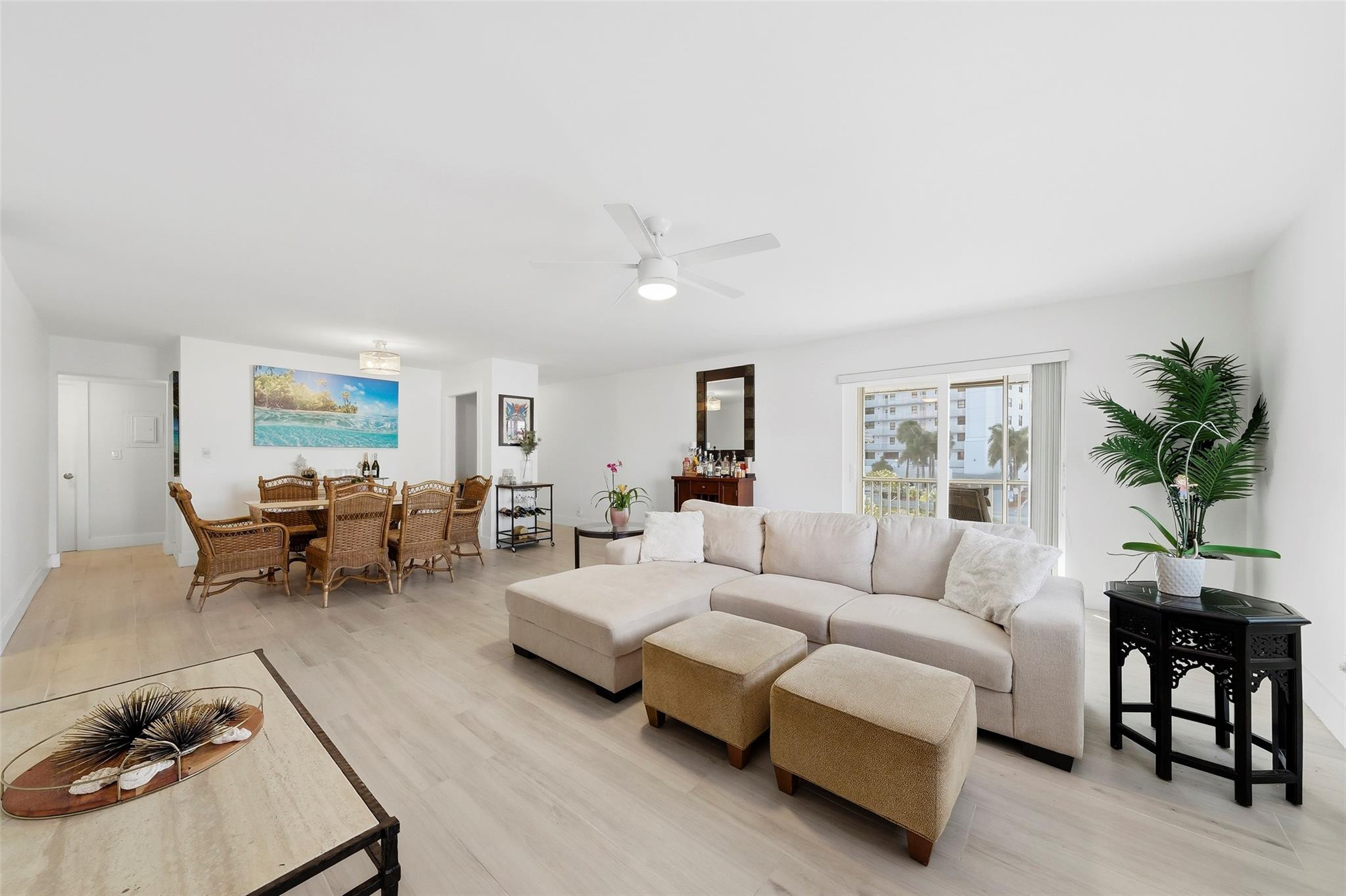 Foto de propiedad en 1450 N Riverside Drive 201, Pompano Beach, FL 33062 Pompano Beach con MLS# 