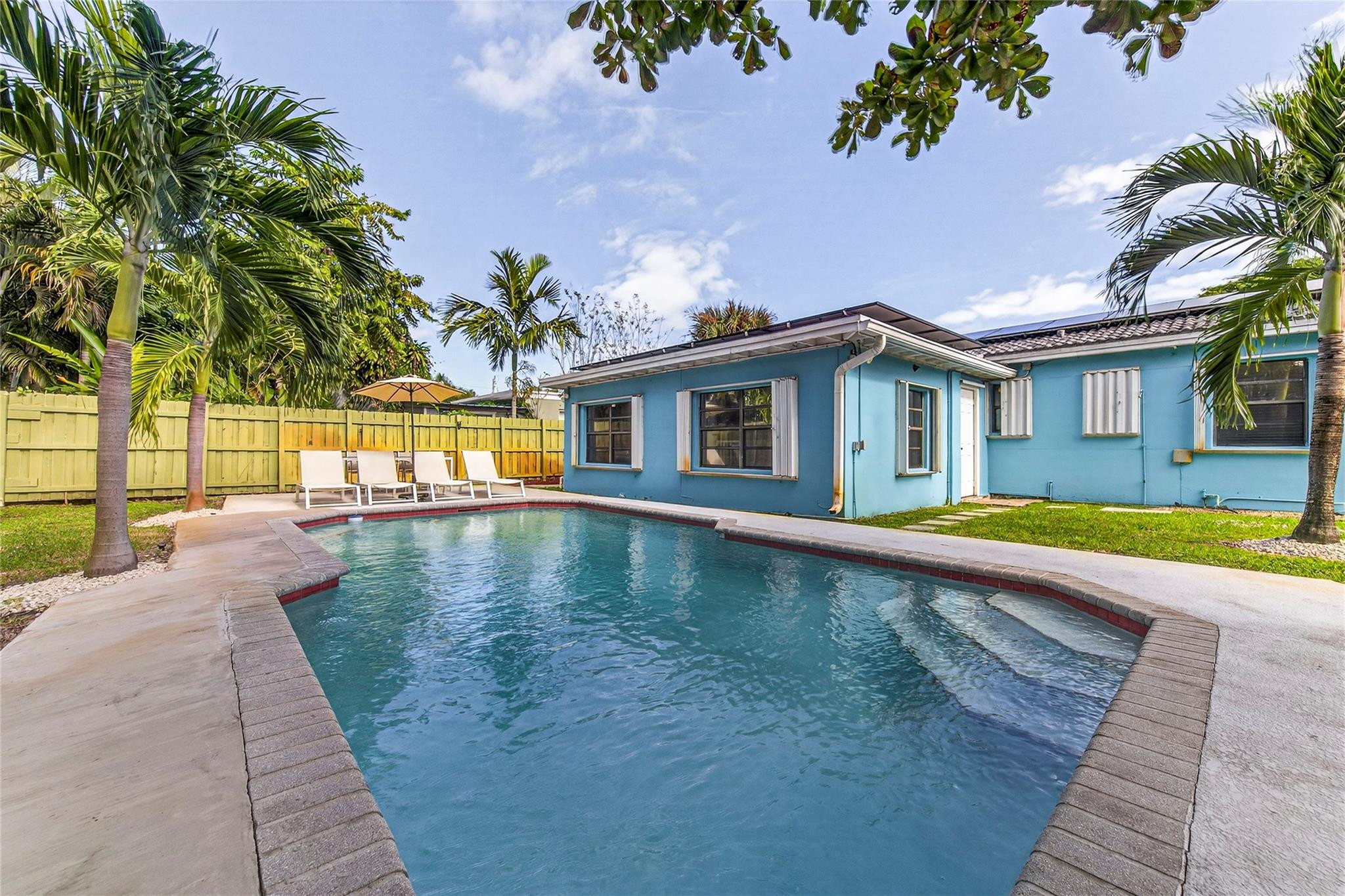 Foto de propiedad en 1625 NW 2nd Avenue, Fort Lauderdale, FL 33311 Fort Lauderdale con MLS# 