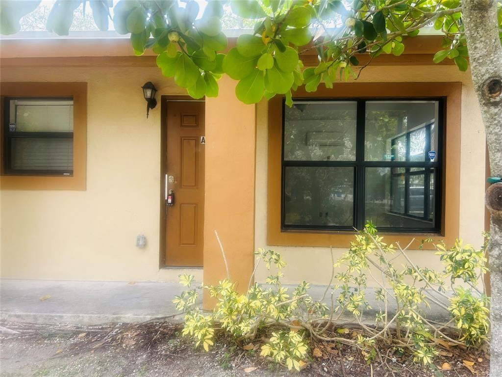 Alquilada 844 NW 3rd Avenue A, Fort Lauderdale, FL 33311, Fort Lauderdale, FL 33311