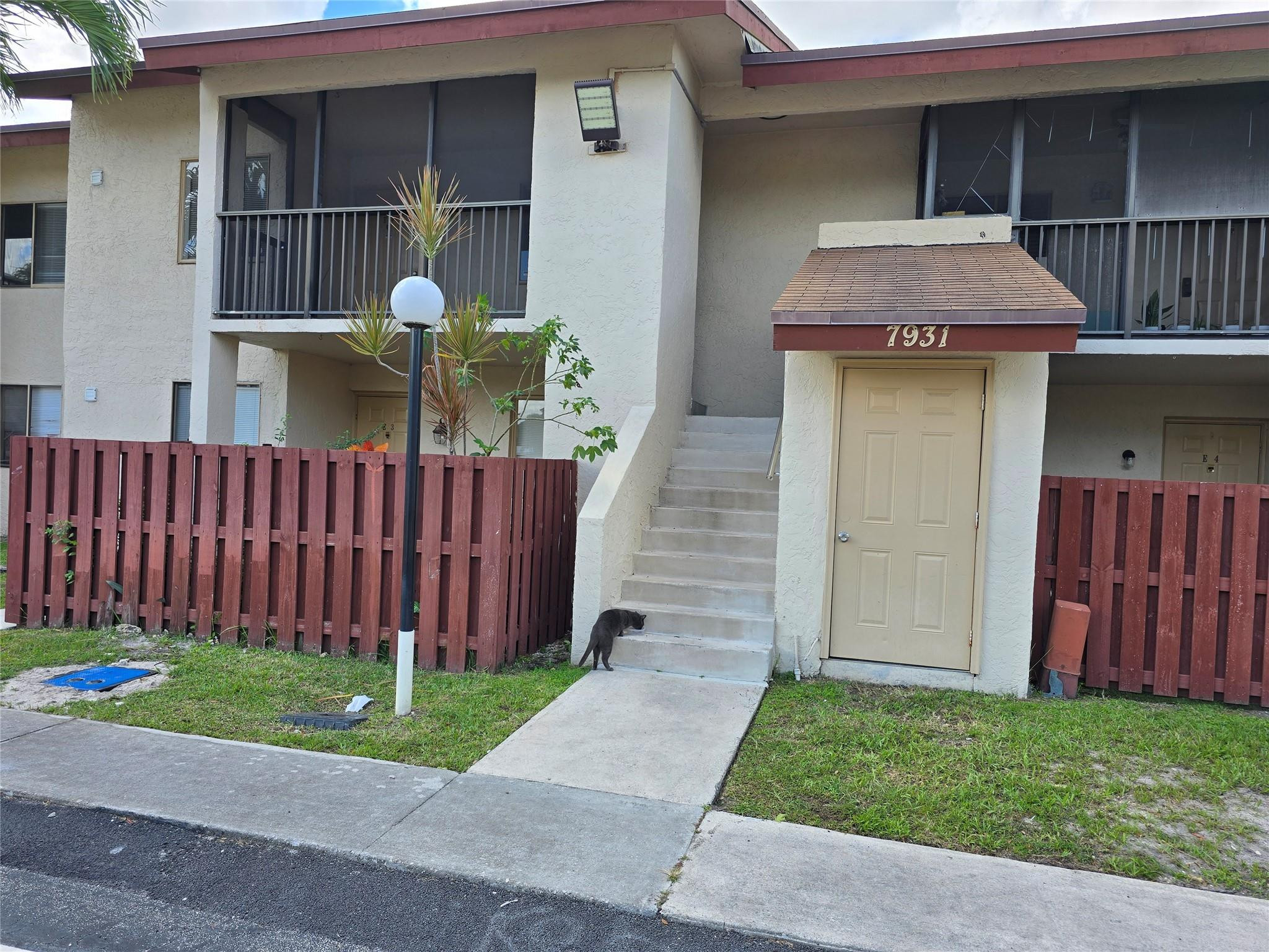 Alquilada 7931 Southgate Boulevard E-9, Pompano Beach, FL 33068, Pompano Beach, FL 33068
