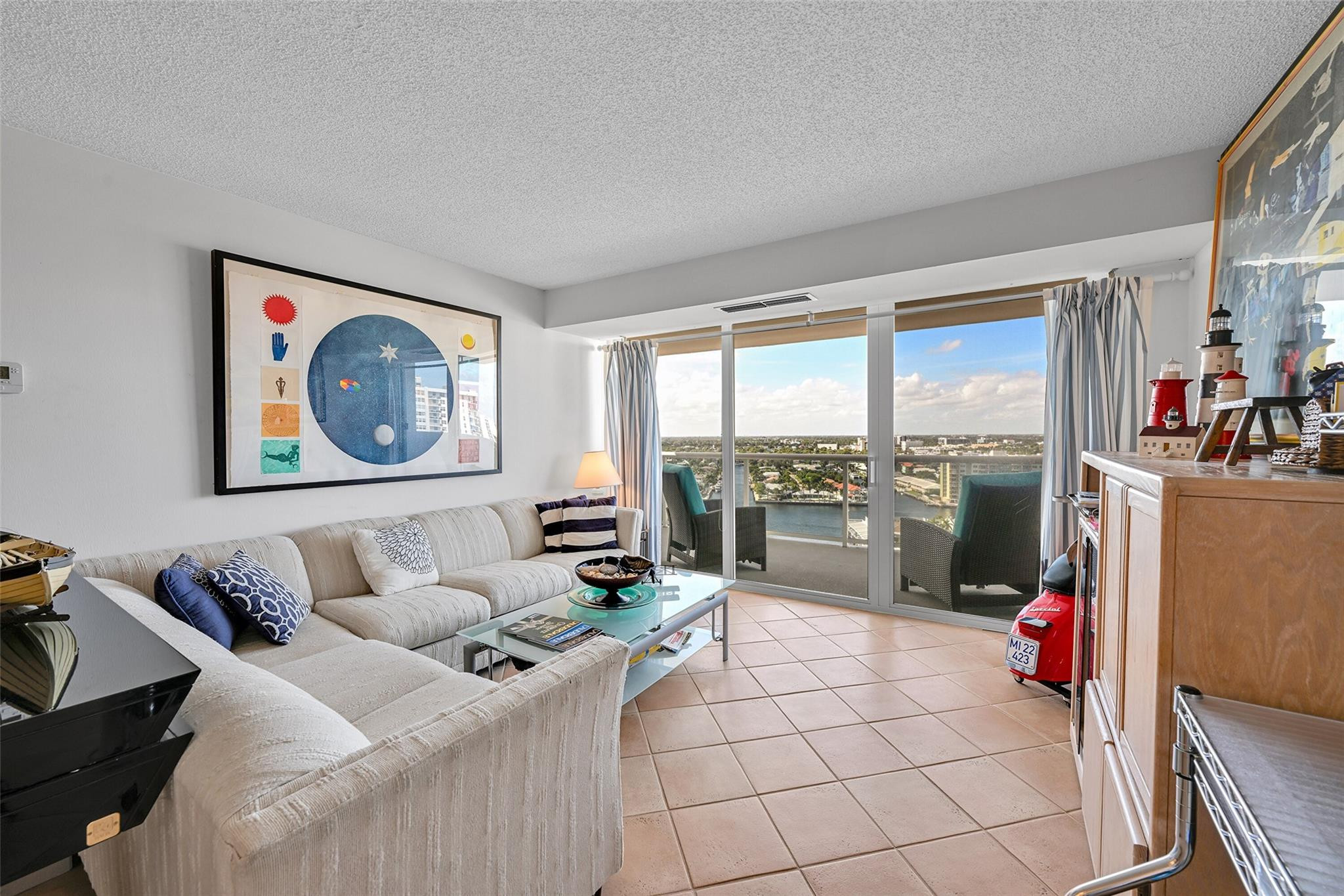 Foto de propiedad en 2841 N Ocean Boulevard 1809, Fort Lauderdale, FL 33308 Fort Lauderdale con MLS# 
