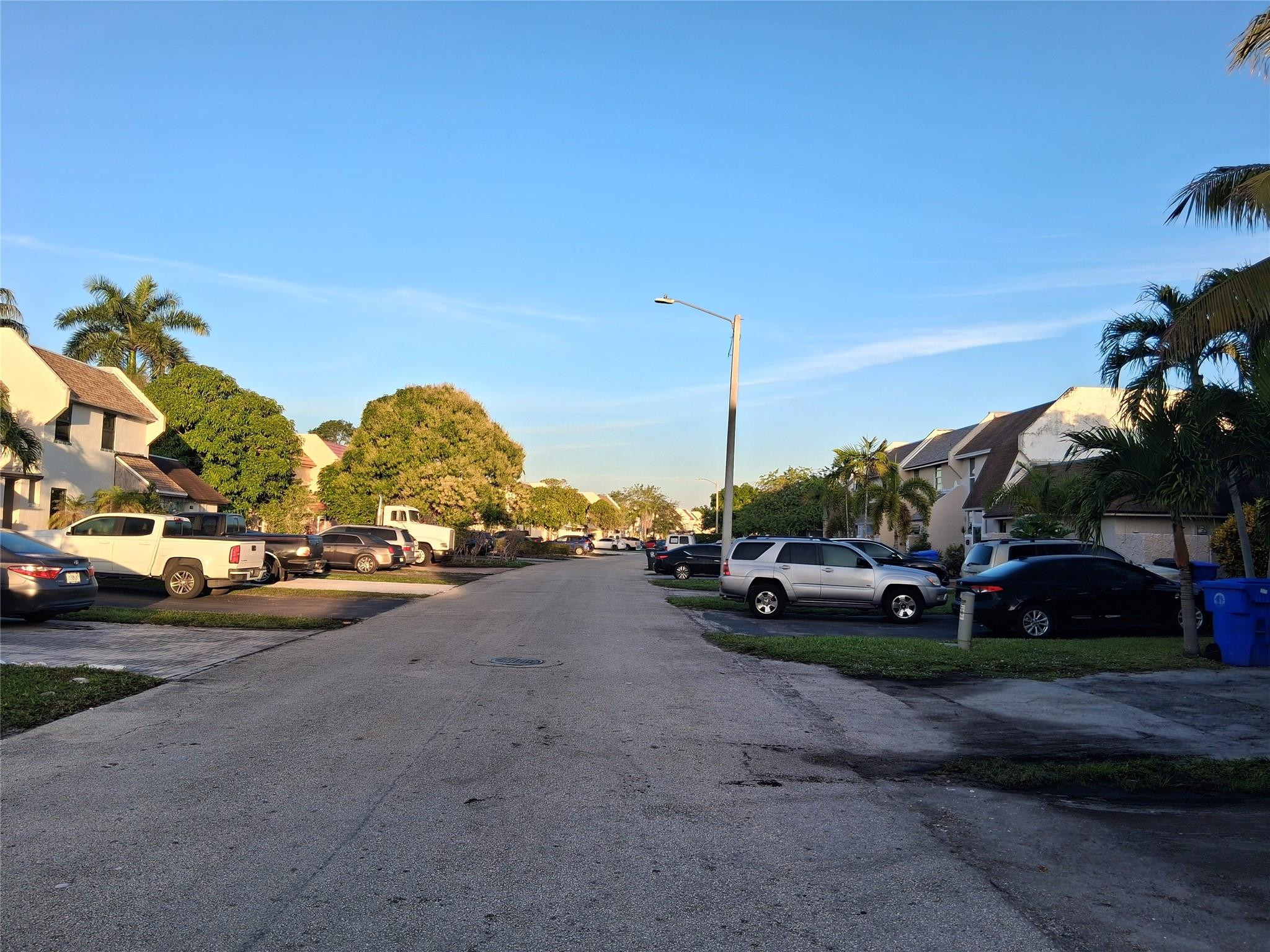 Foto de propiedad en 1349 Seaview, North Lauderdale, FL 33068 North Lauderdale con MLS# 