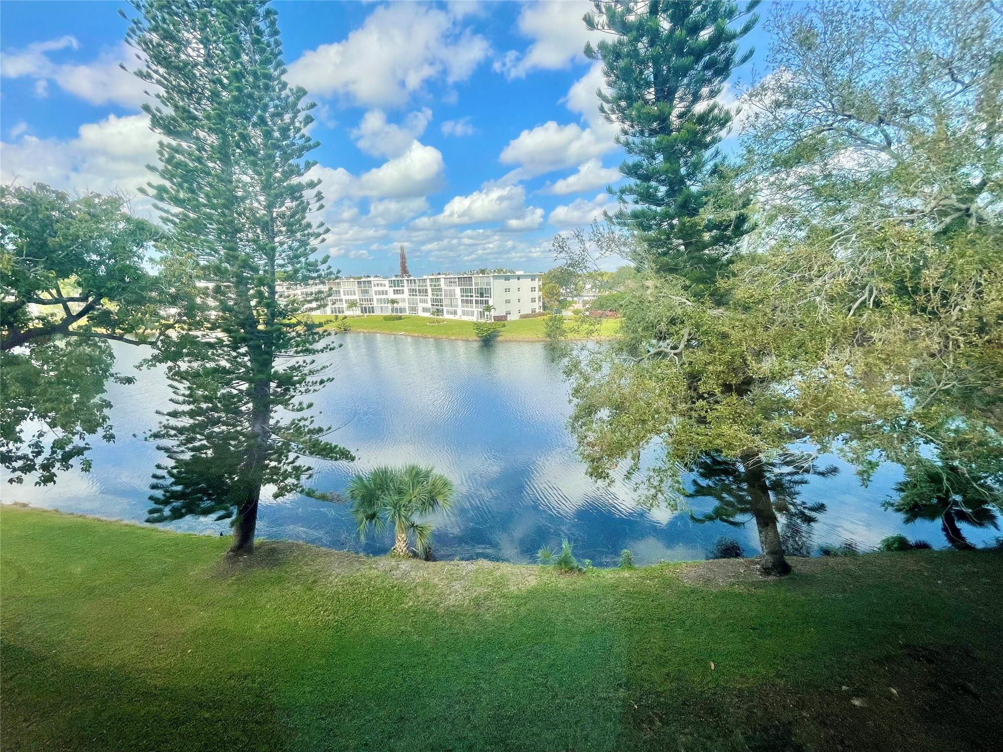 Vendido 4024 Cambridge B 4024, Deerfield Beach, FL 33442, Deerfield Beach, FL 33442
