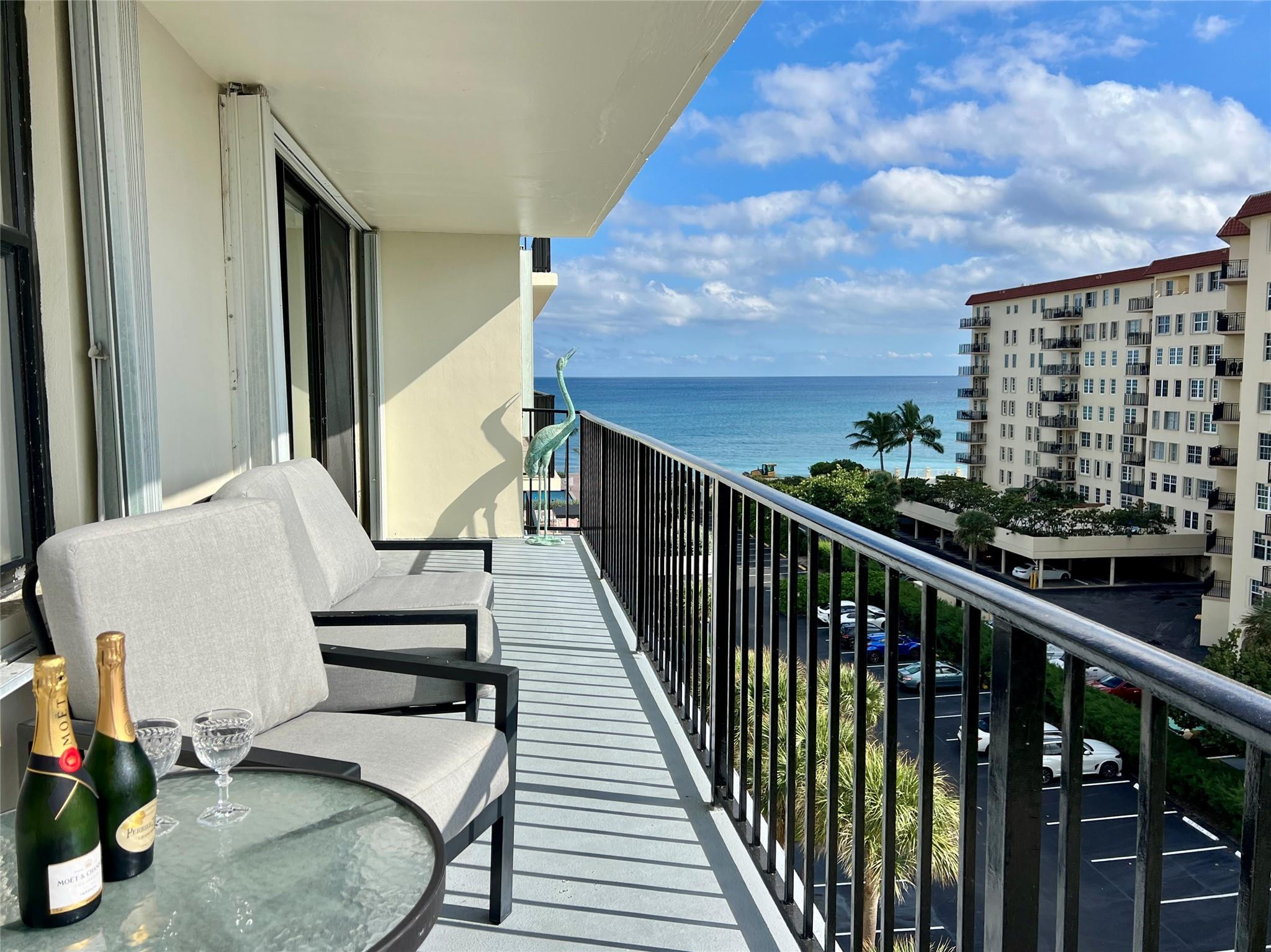 Foto de propiedad en 3460 S Ocean Boulevard 608, Palm Beach, FL 33480 Palm Beach con MLS# 