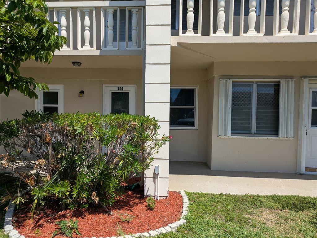 Foto de propiedad en 2115 NE 42nd Court 104N, Lighthouse Point, FL 33064 Lighthouse Point con MLS# 