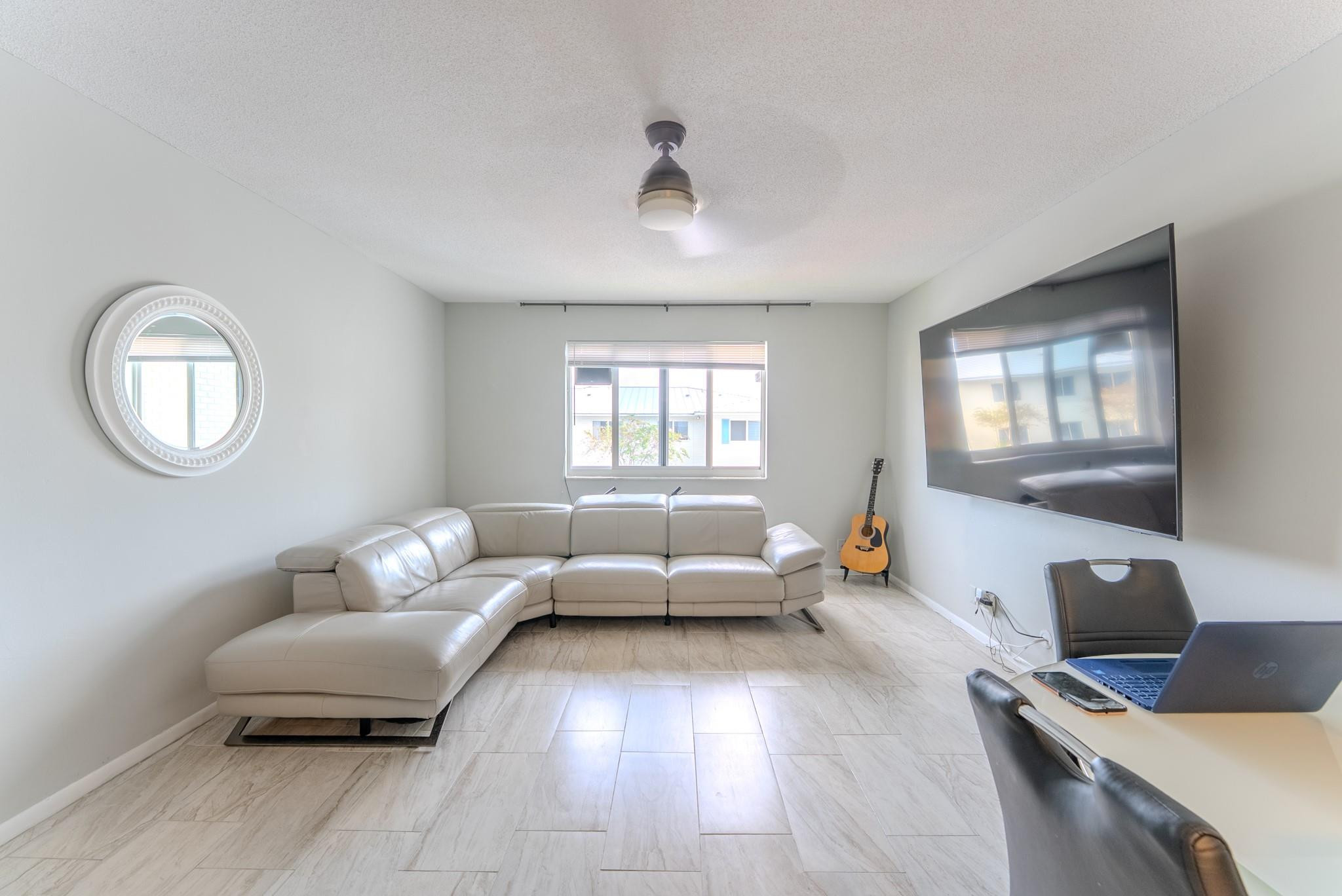 Foto de propiedad en 6260 NE 18th Avenue 824, Fort Lauderdale, FL 33334 Fort Lauderdale con MLS# 