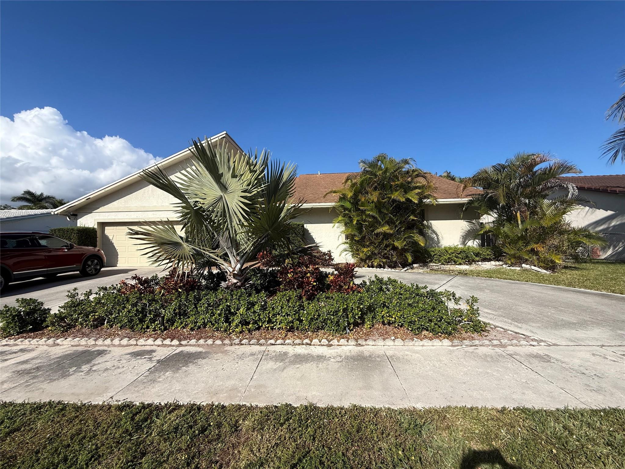 Alquilada 71 Laredo Lane, Boca Raton, FL 33487, Boca Raton, FL 33487